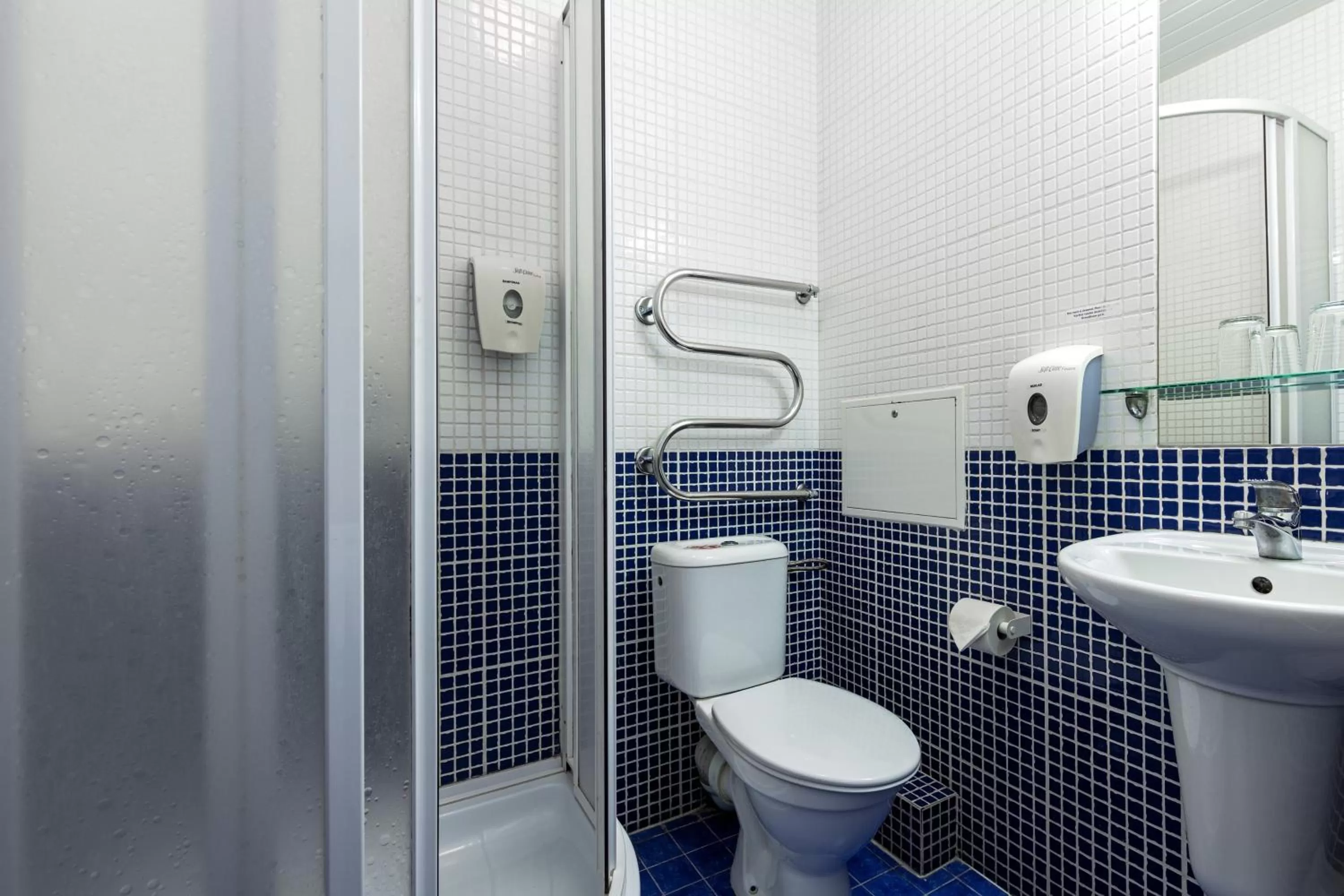 Bathroom in Hotel Panorama