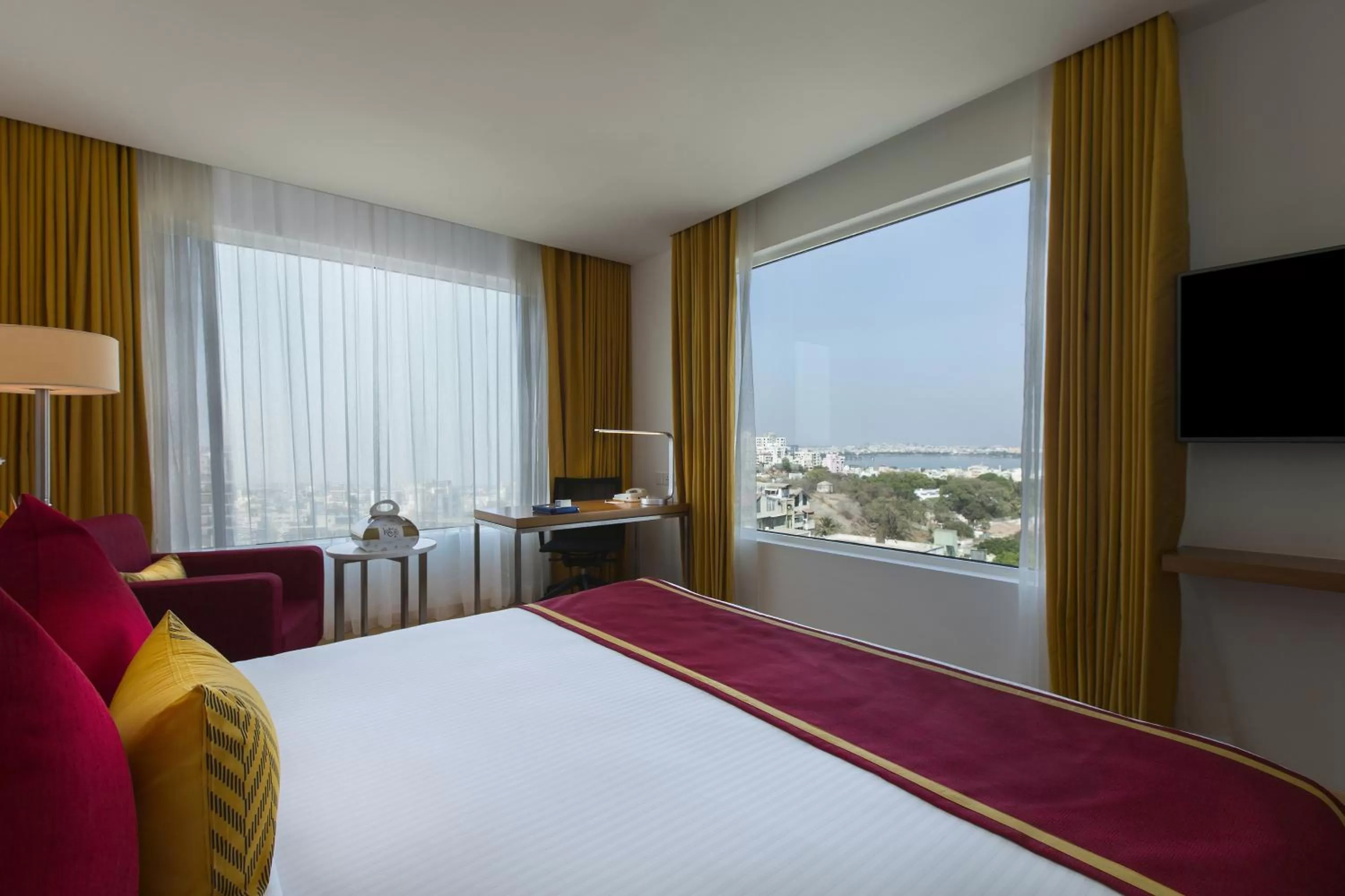 Lake view, Bed in Mercure Hyderabad KCP Banjara Hills, An Accor Hotel
