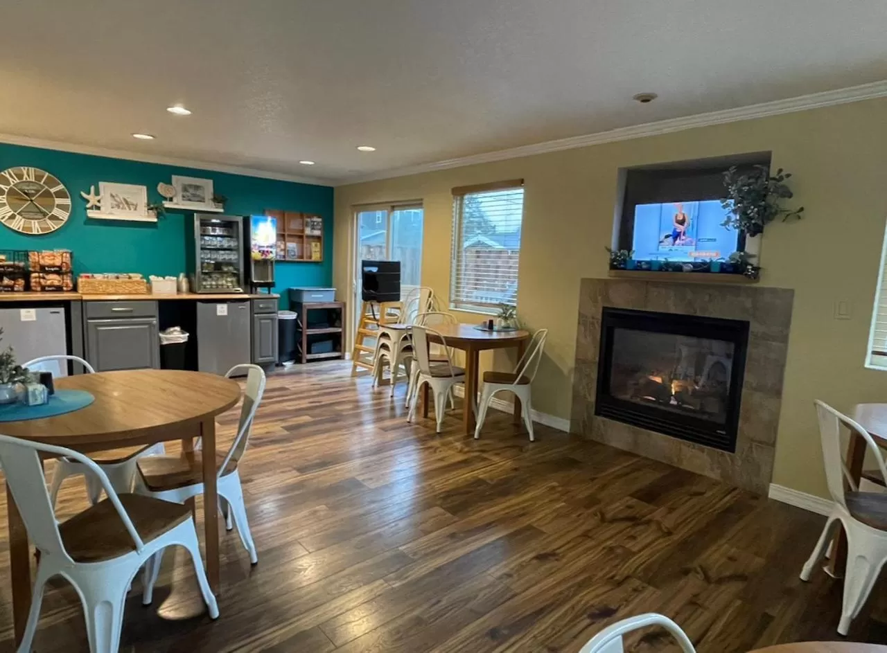 Hi Tide Oceanfront Inn