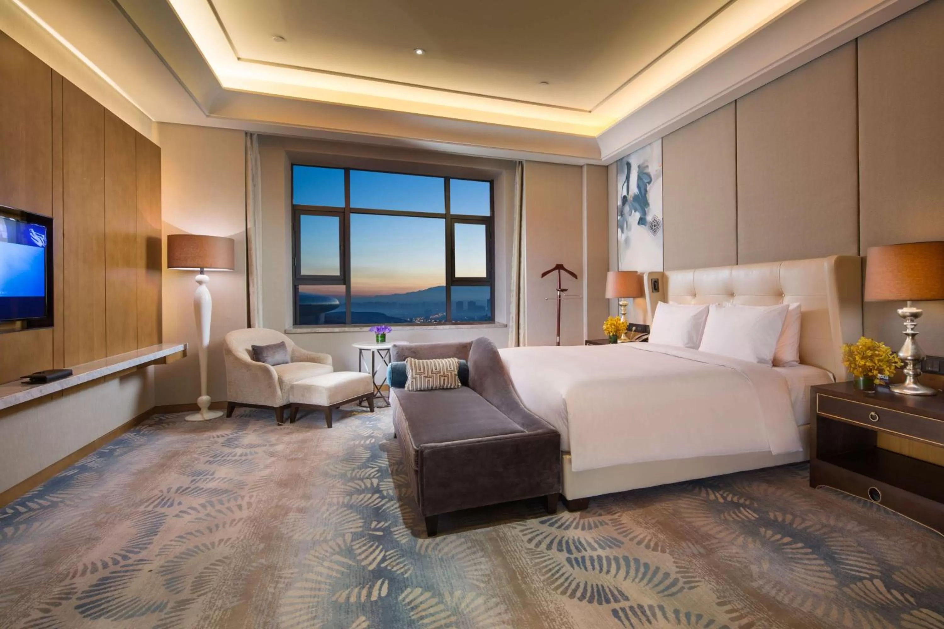 Bedroom, Bed in Hilton Urumqi