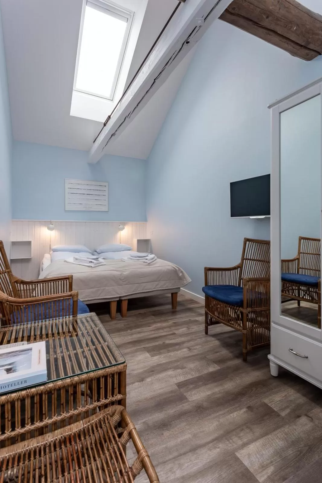 Bedroom, Bed in Rødvig Kro og Badehotel