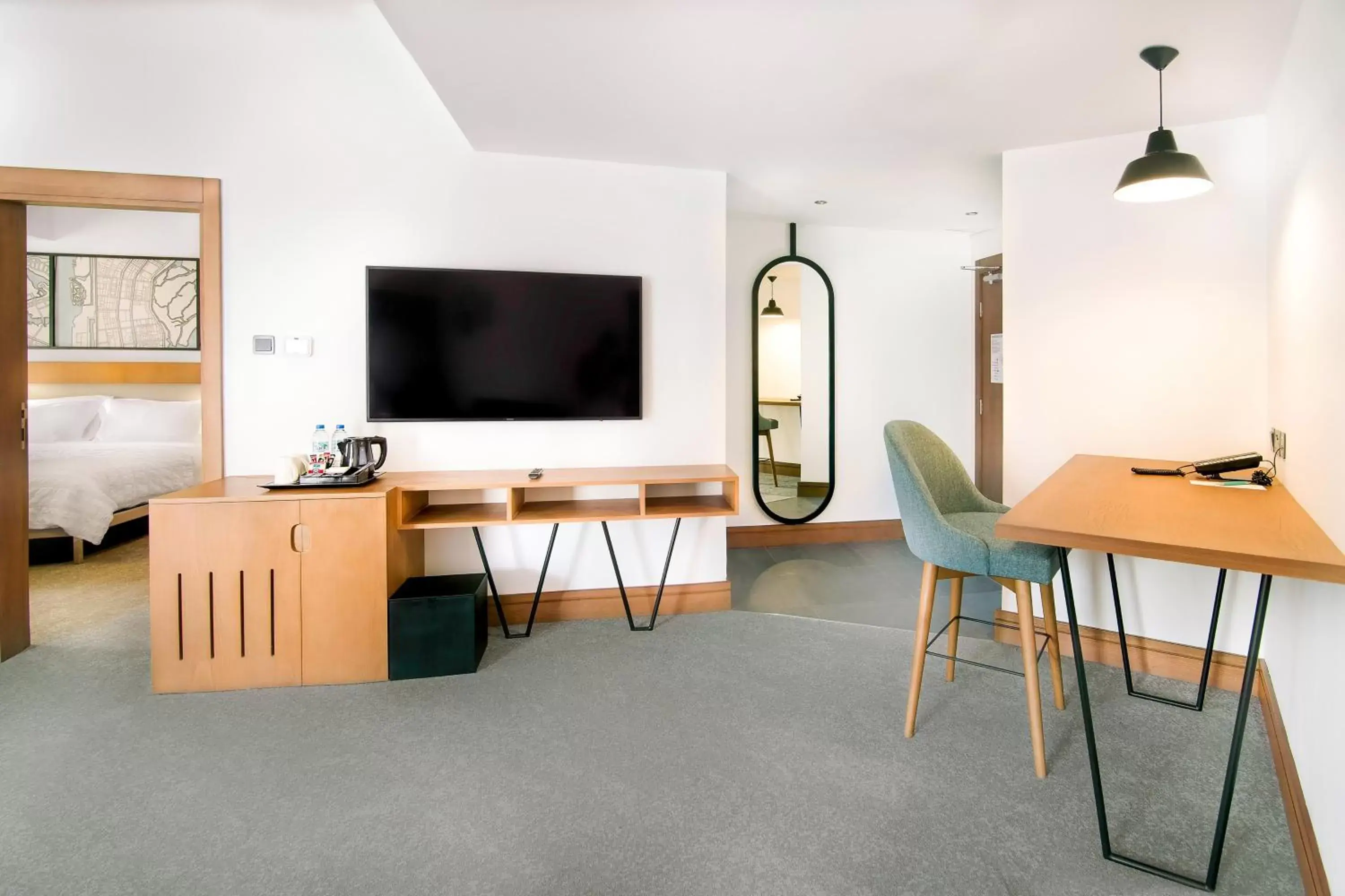 Deluxe Suite with Club Lounge Access in Le Meridien Abu Dhabi Resort Deluxe Suite with Club Lounge Access in Le Meridien Abu Dhabi Resort