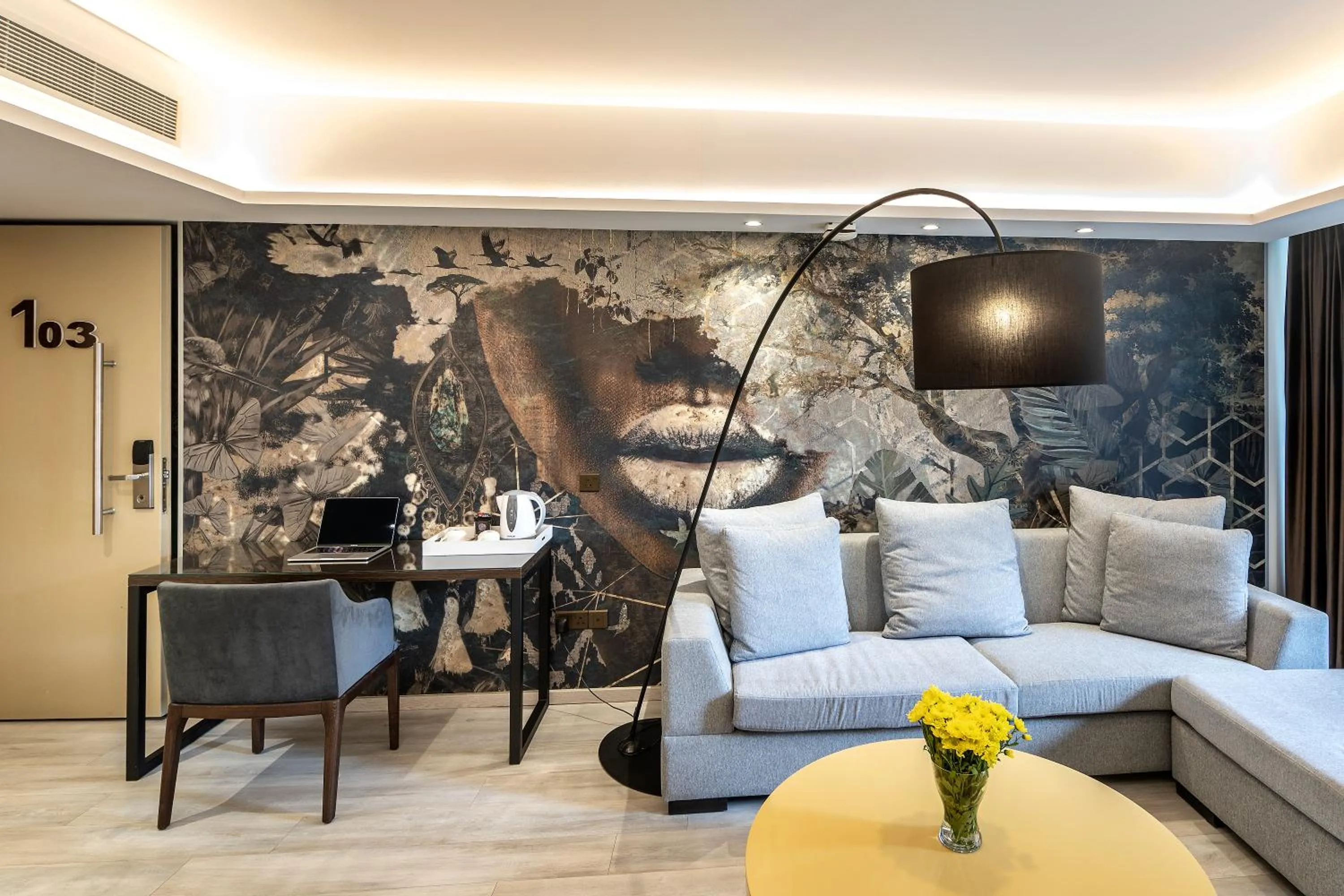 Living room in Almond Business Hotel