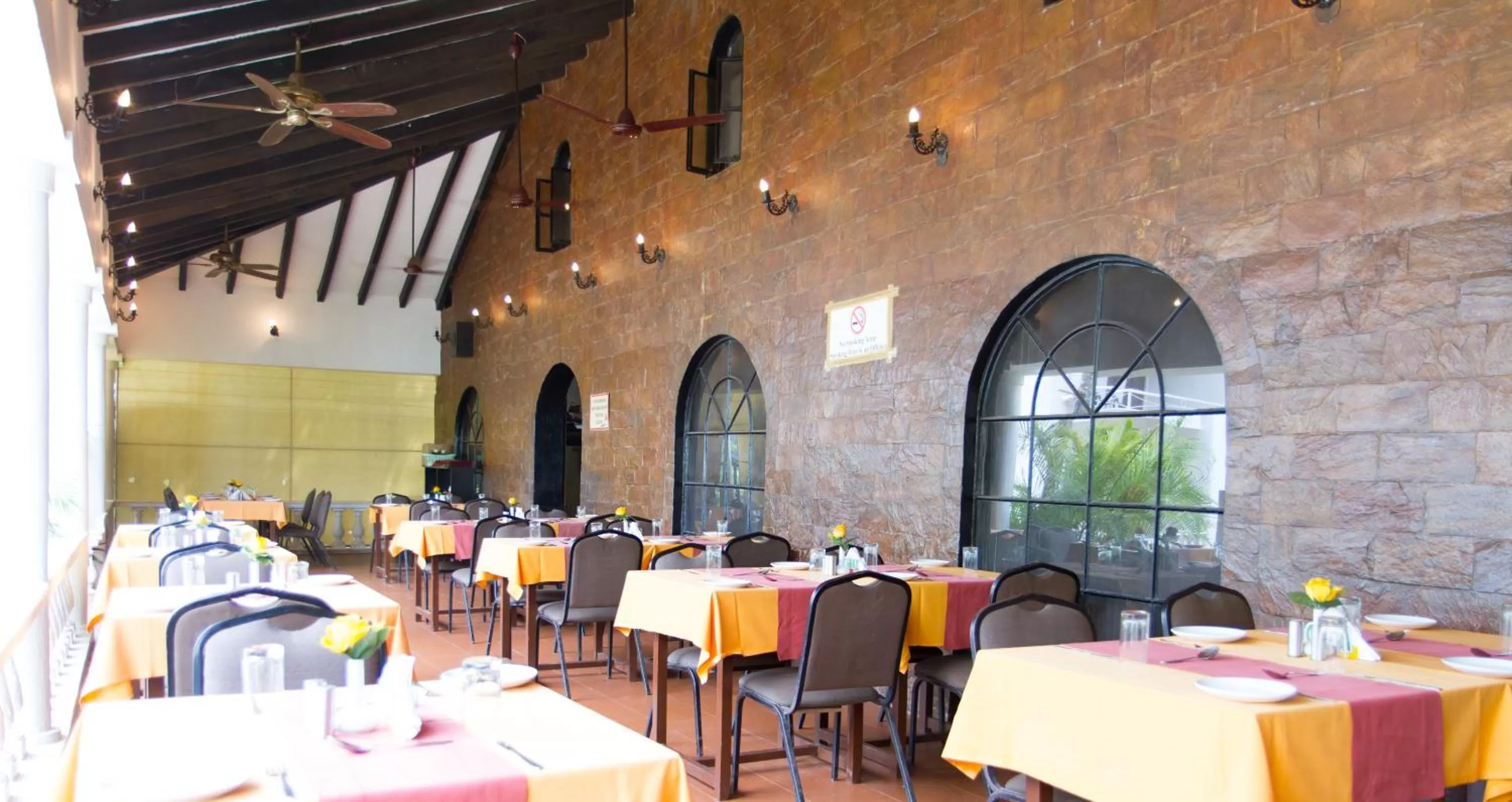 Restaurant/places to eat in Resorte Marinha Dourada