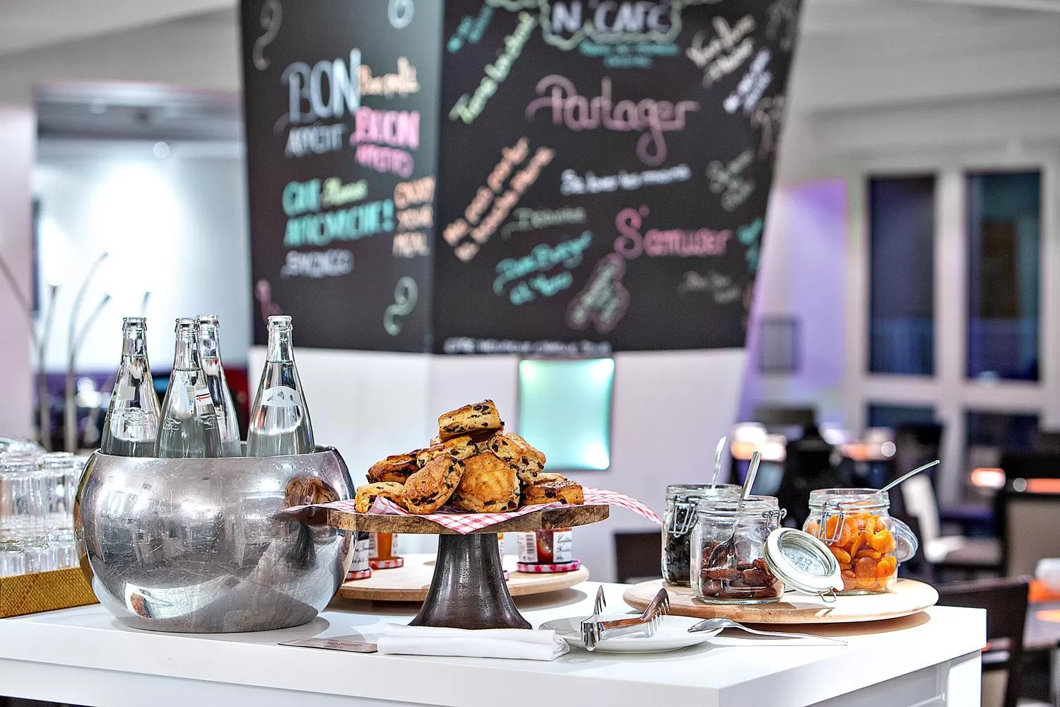 Buffet breakfast in Novotel Paris Orly Rungis Aéroport