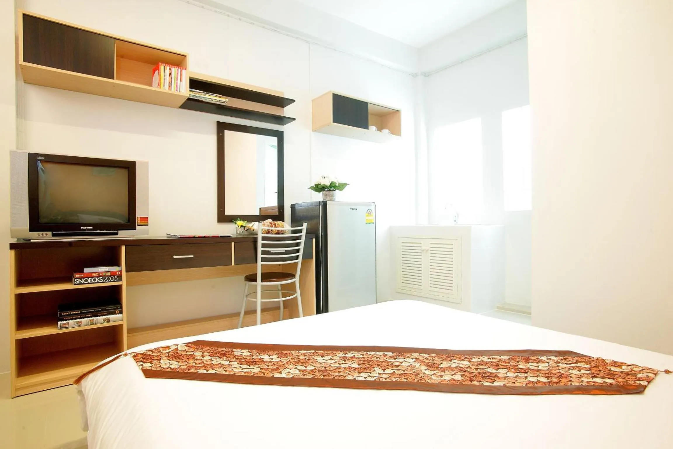 Bedroom, Bed in Smile Inn