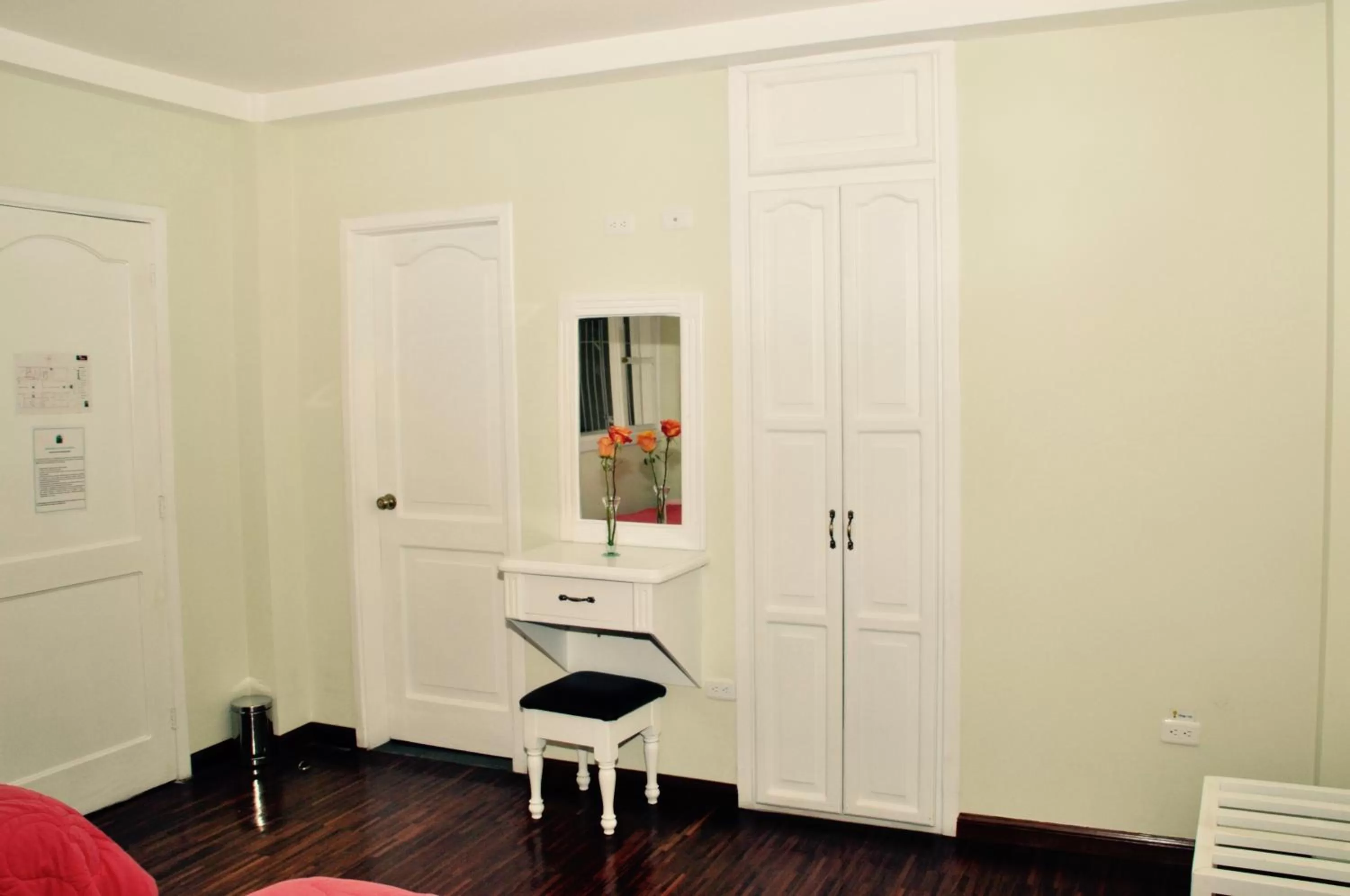 Photo of the whole room, TV/Entertainment Center in Hotel Europa