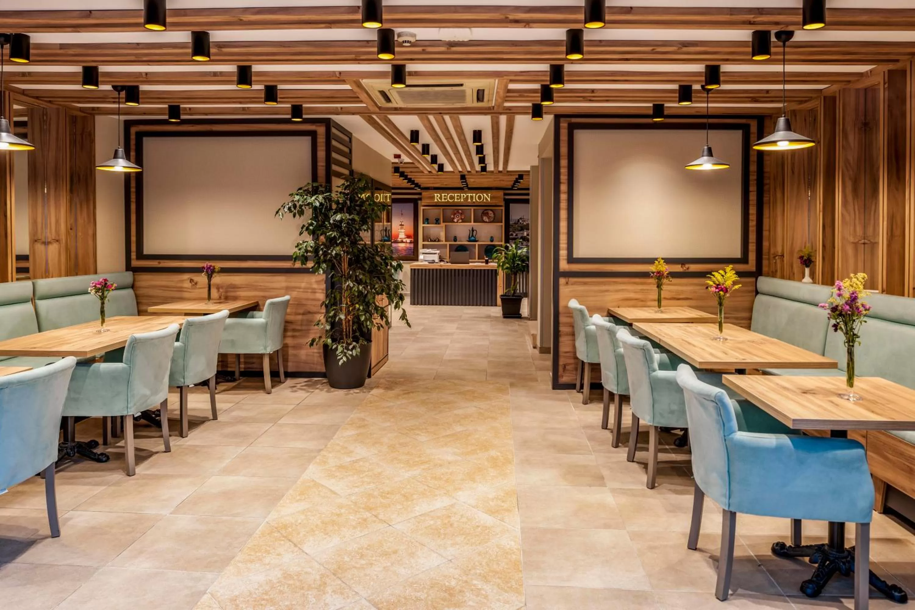 Lobby or reception in Kupeli Hotel