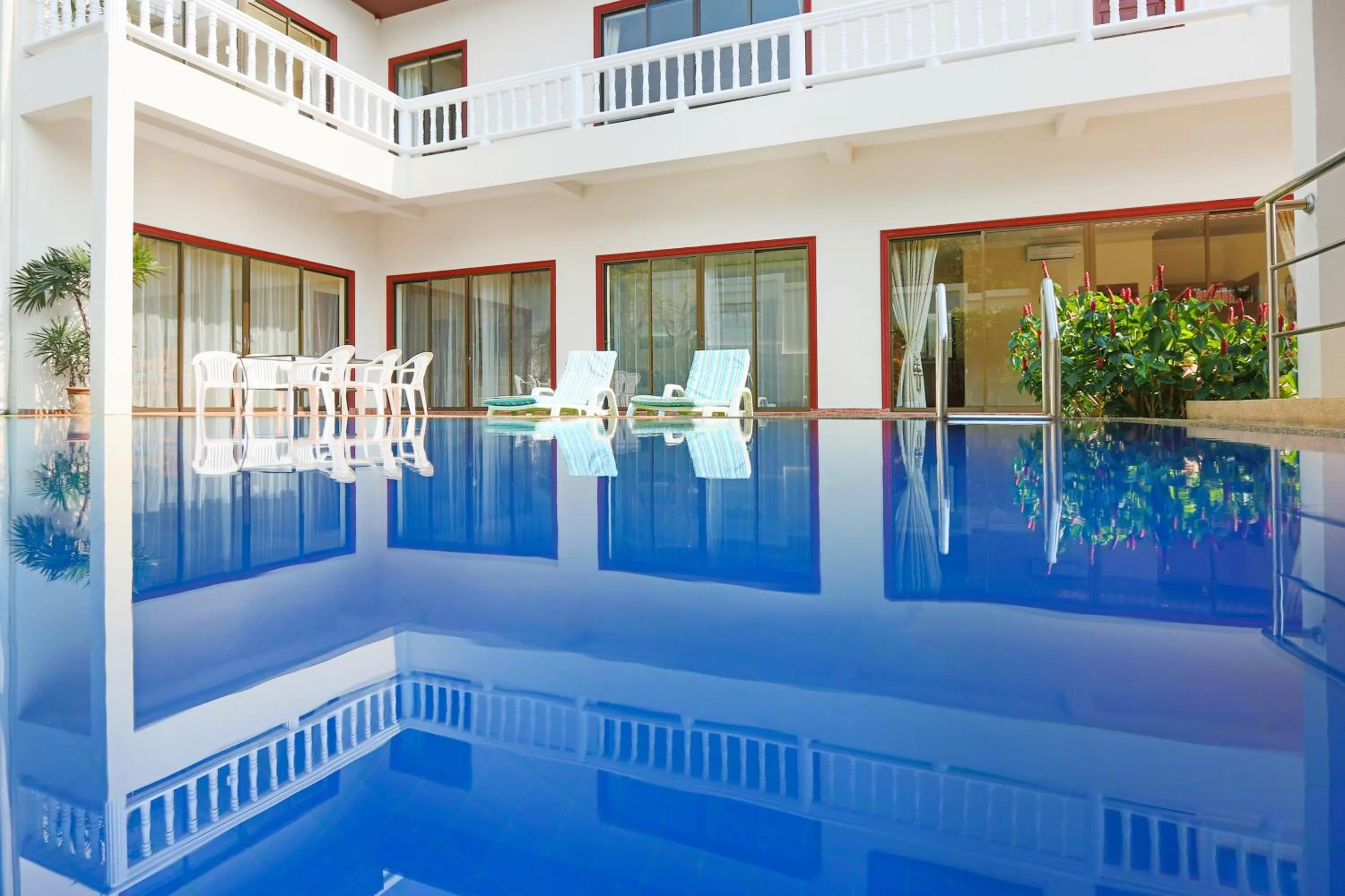 Swimming pool in Avoca Pool Villas