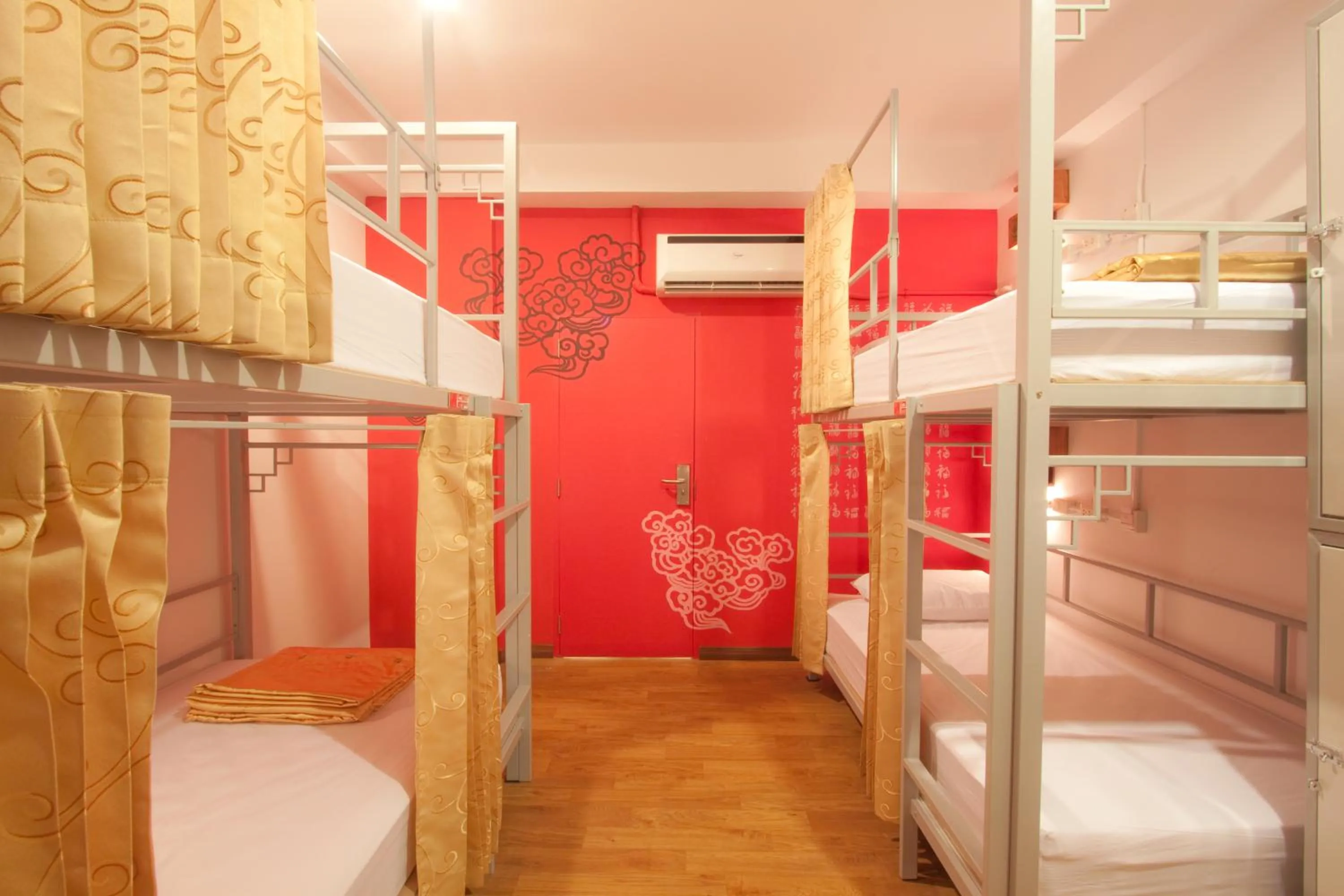 bunk bed in China Town Hotel - SHA Plus Certified