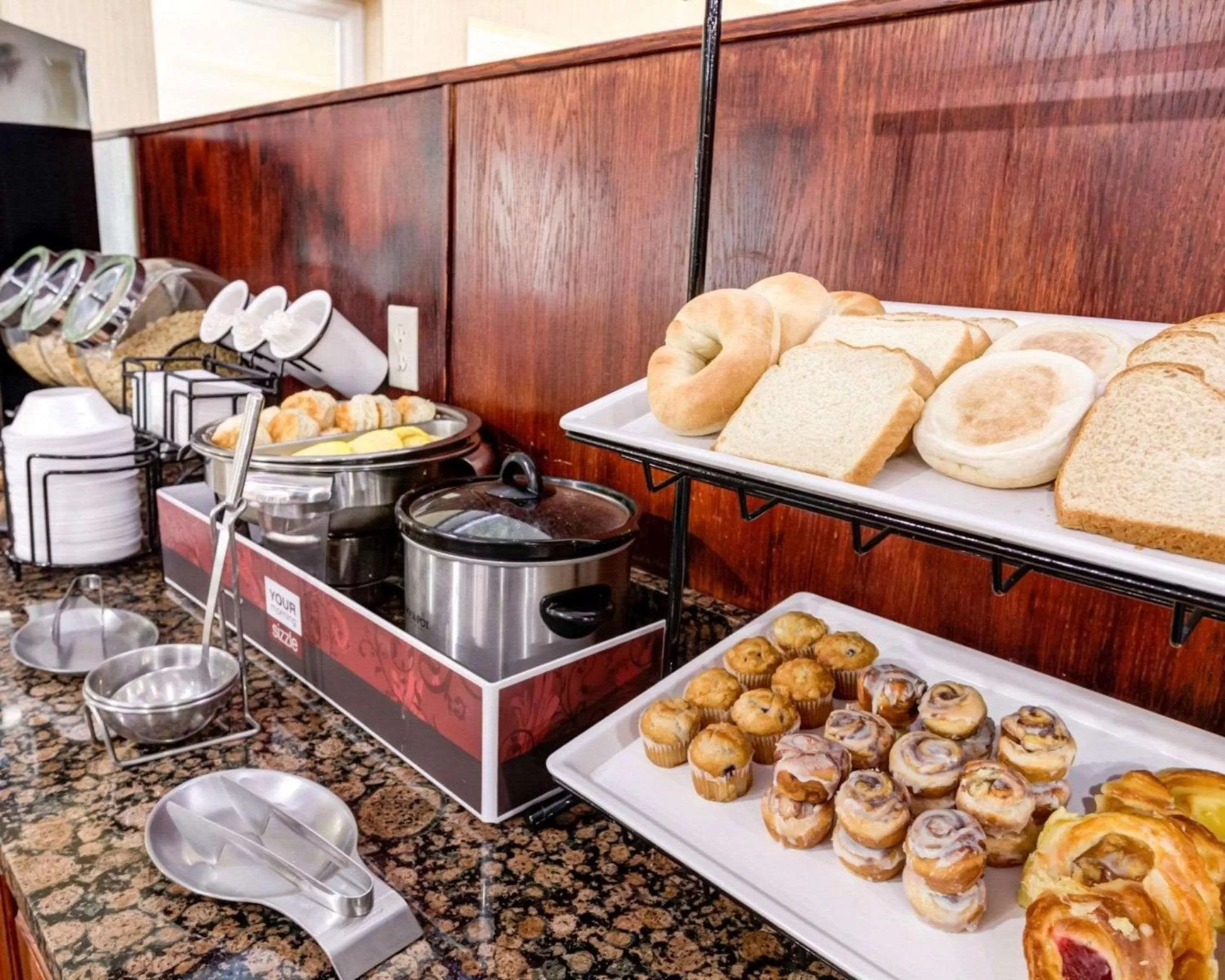 Restaurant/places to eat in Comfort Inn Kearney - Liberty