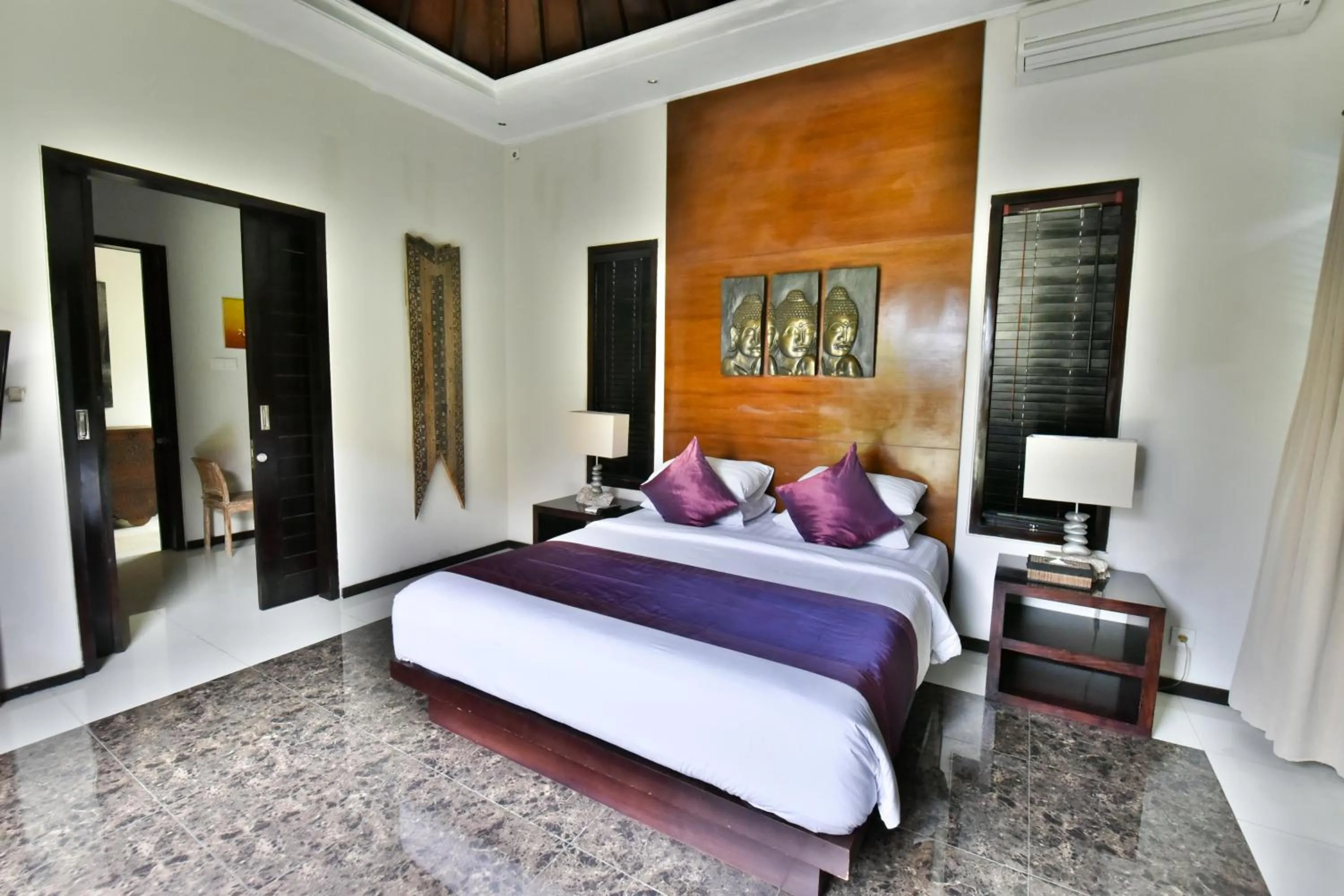 Bed in Katala Suites and Villas