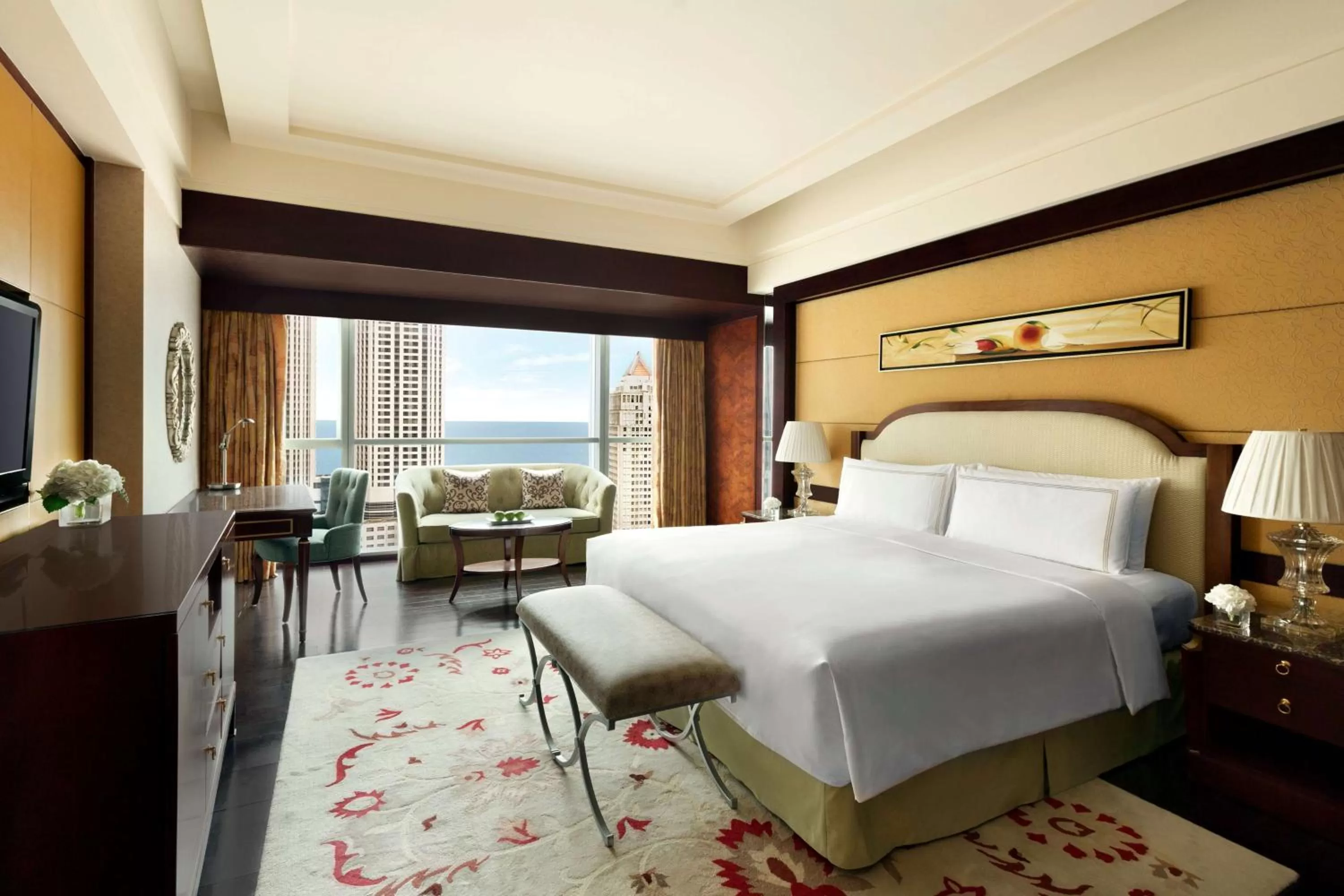 Photo of the whole room, Bed in Shangri-La Qingdao