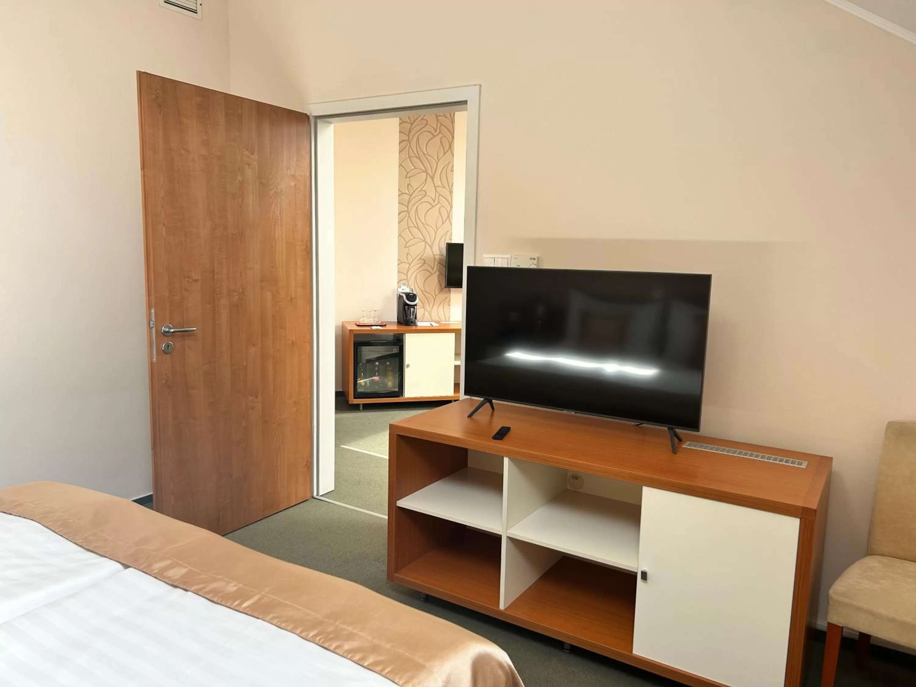 TV and multimedia, Bed in Boutique Hotel Sopianae