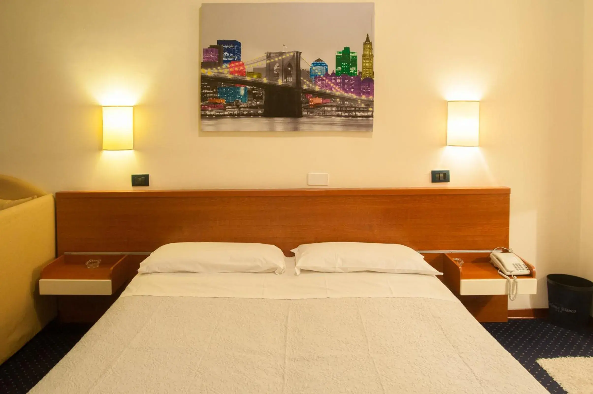 Twin Room in Hotel Elefante Bianco Twin Room in Hotel Elefante Bianco