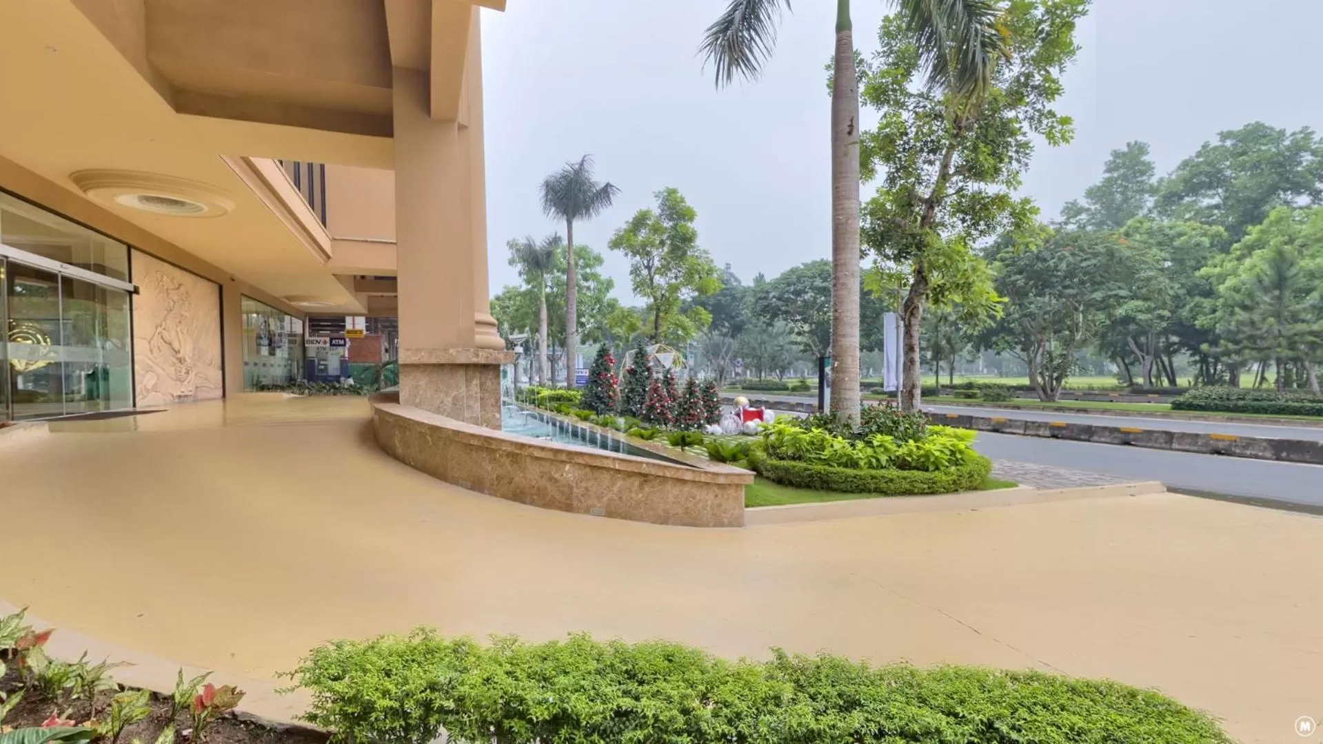 Property building in MerPerle Crystal Palace