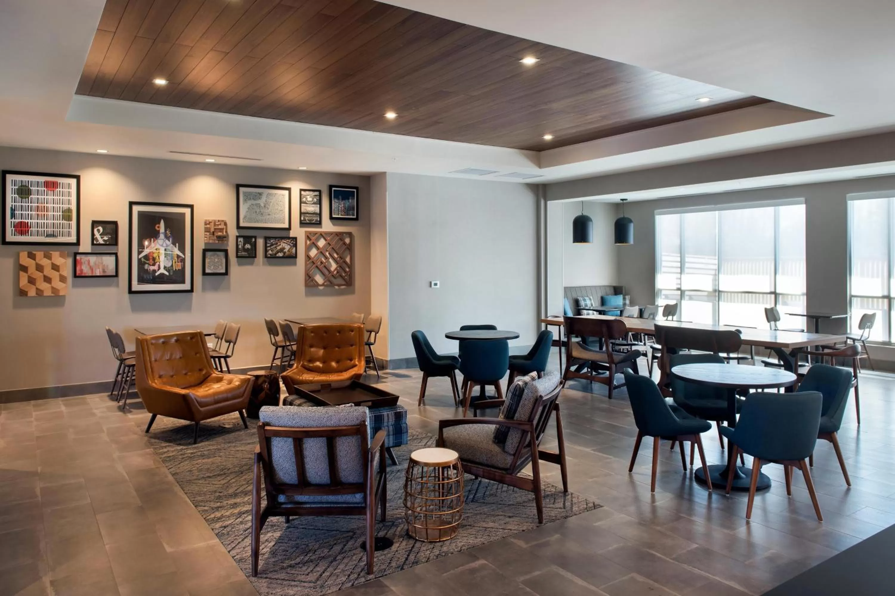 Lobby or reception in Four Points by Sheraton Albany