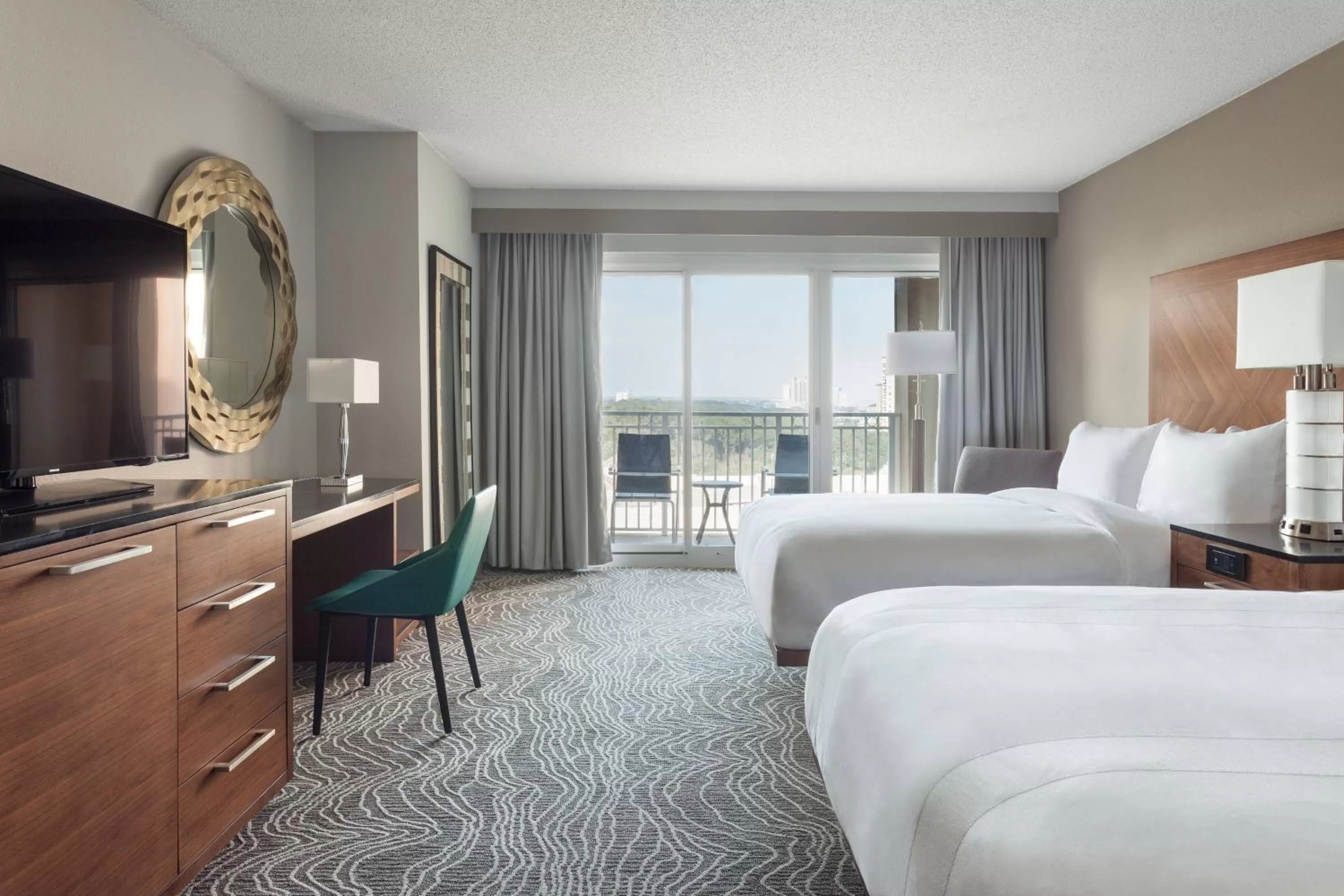 Photo of the whole room, Bed in Marriott Myrtle Beach Resort & Spa at Grande Dunes