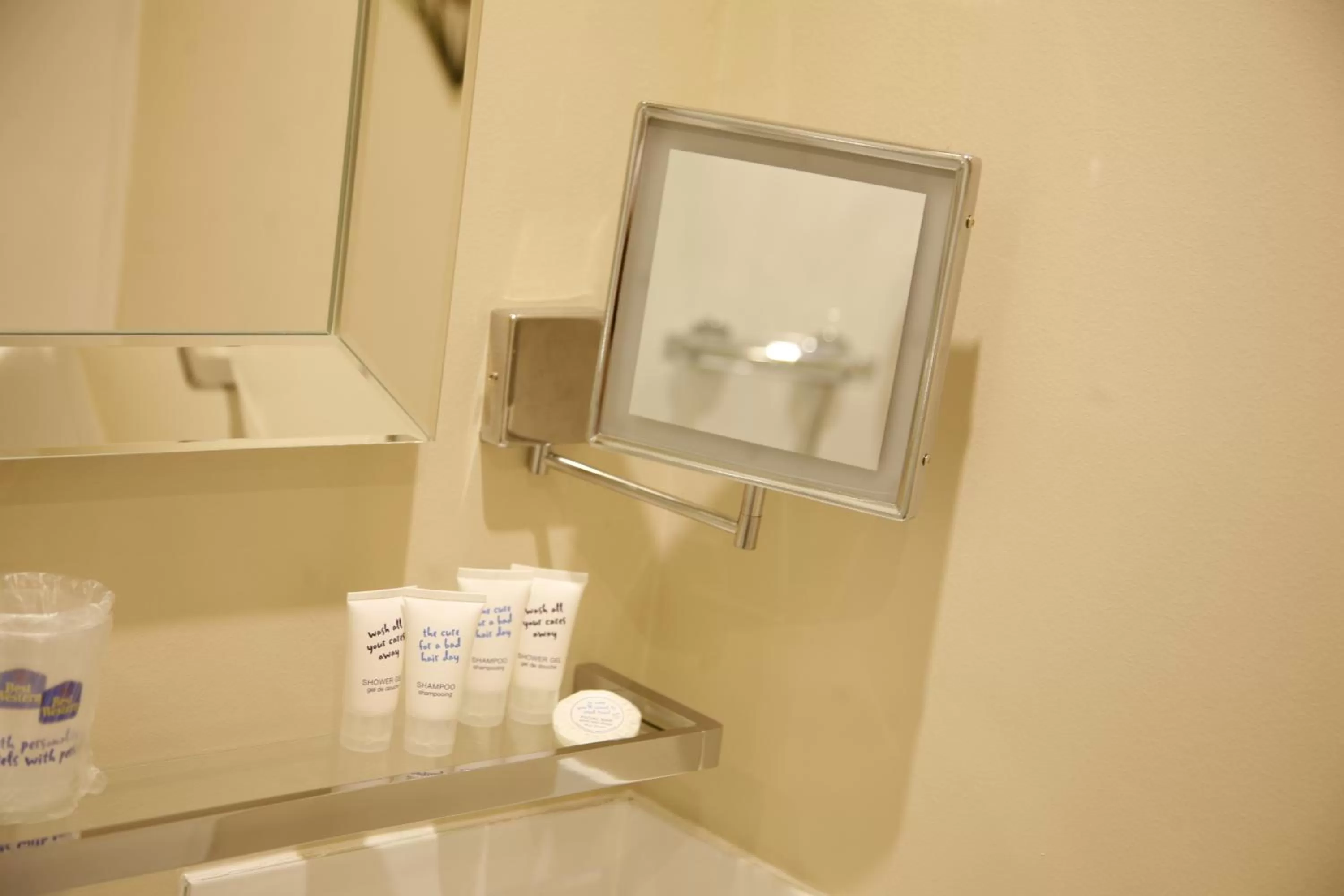 Double Room - Disability Access in Cresta Court Hotel