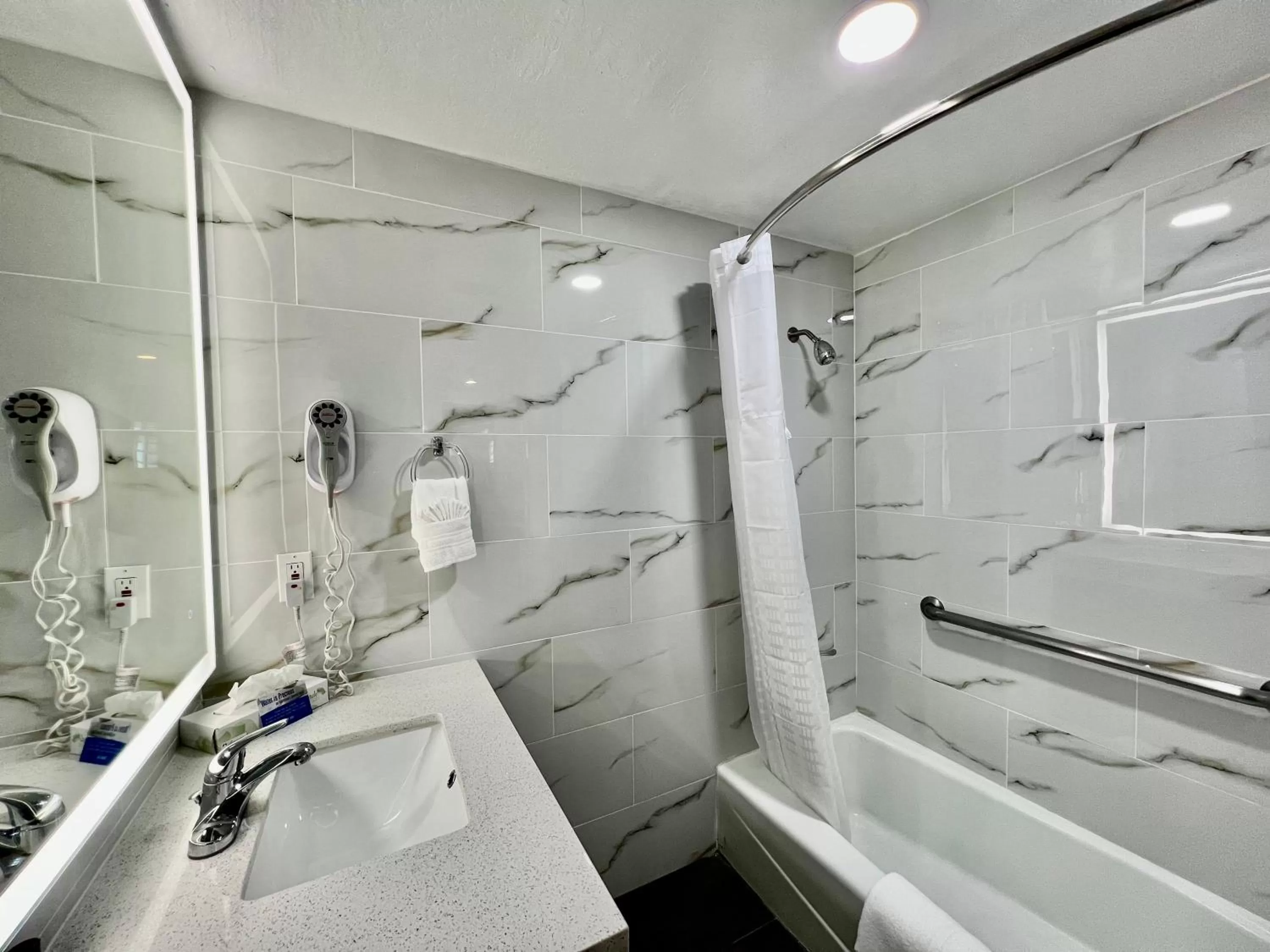 Bathroom in Aura Inn Monterey