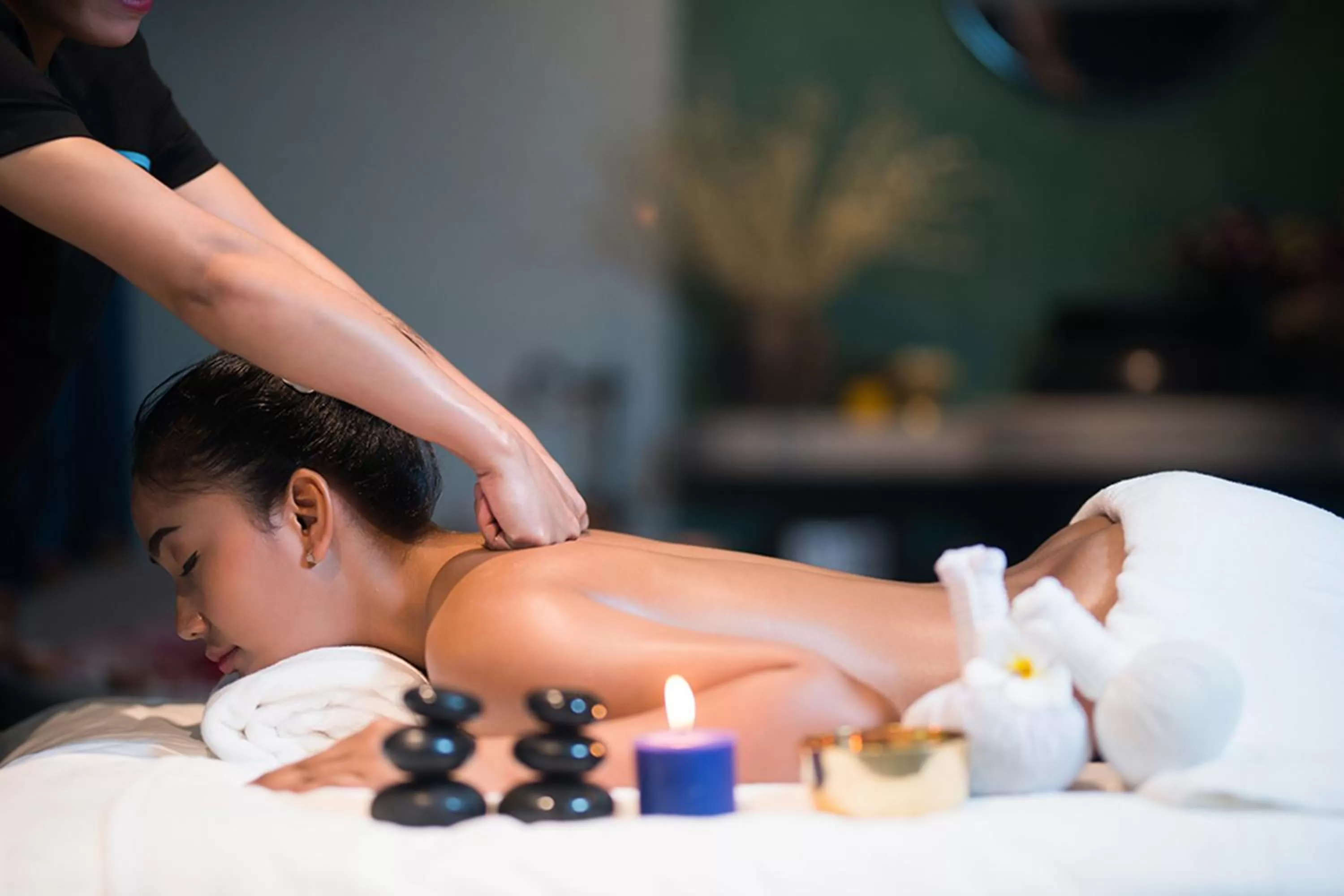 Massage in CENTRAL BLANCHE Residence