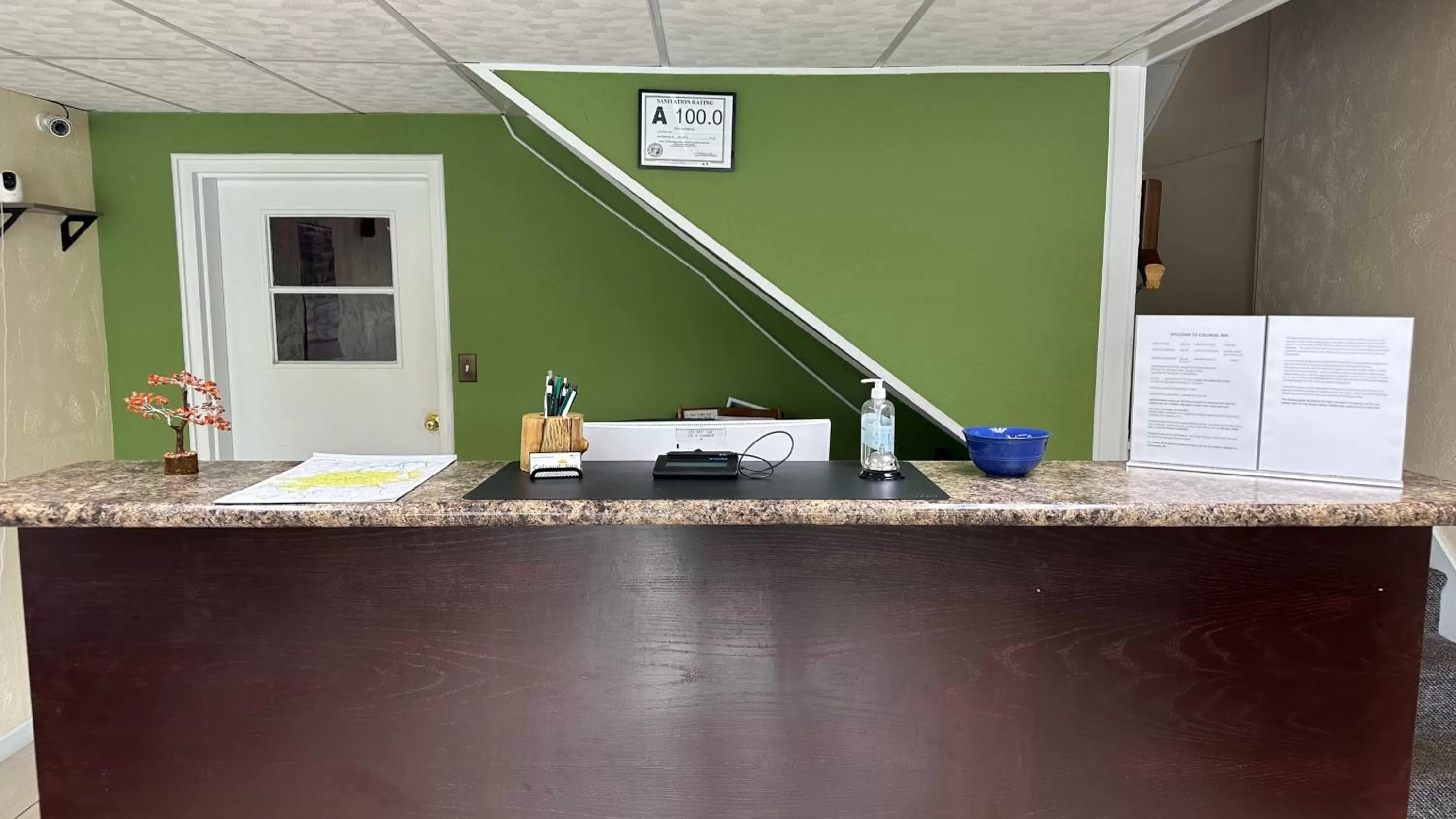 Lobby or reception in Colonial Inn Franklin