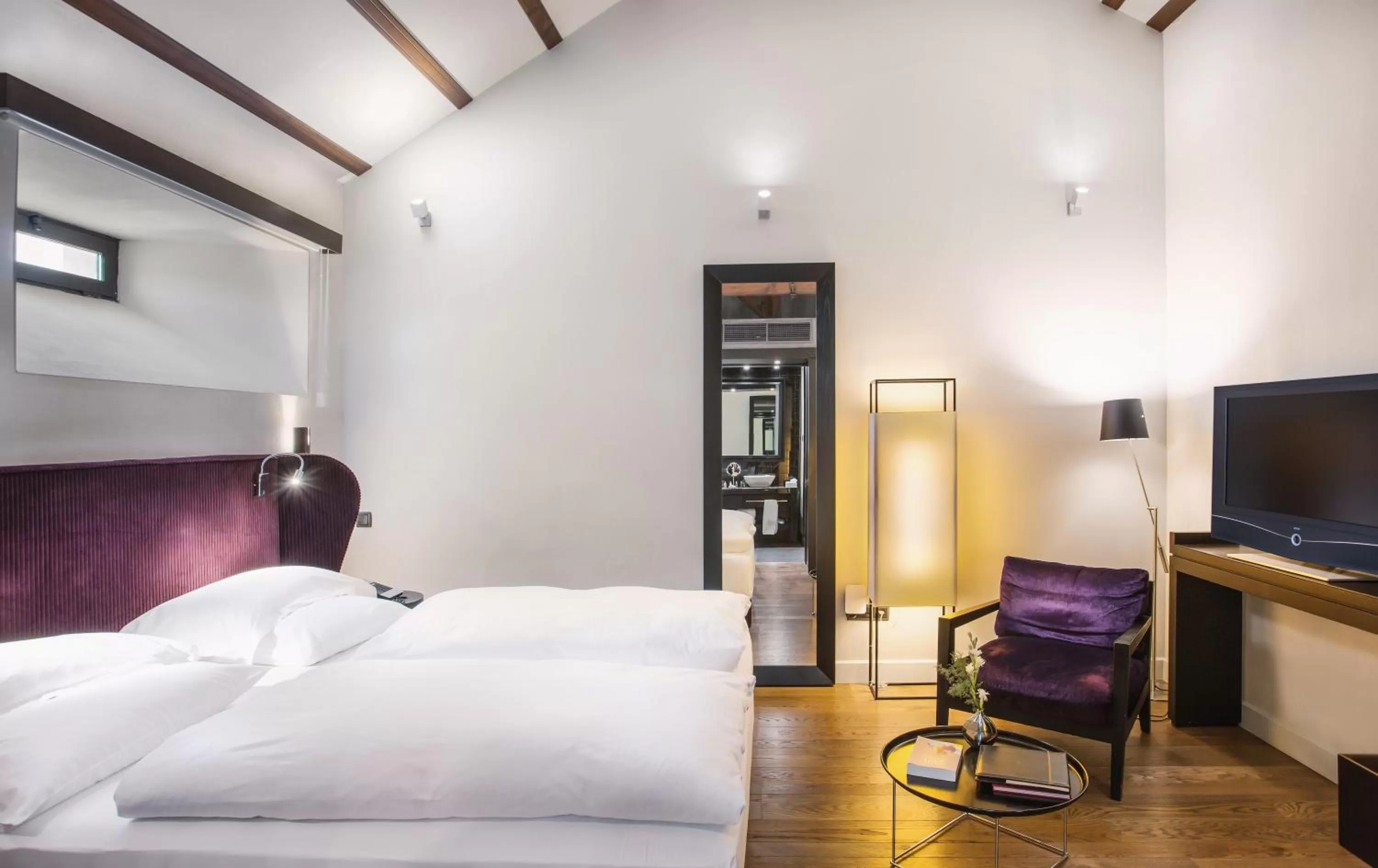 Deluxe Double or Twin Room in CoolRooms Palacio Villapanés