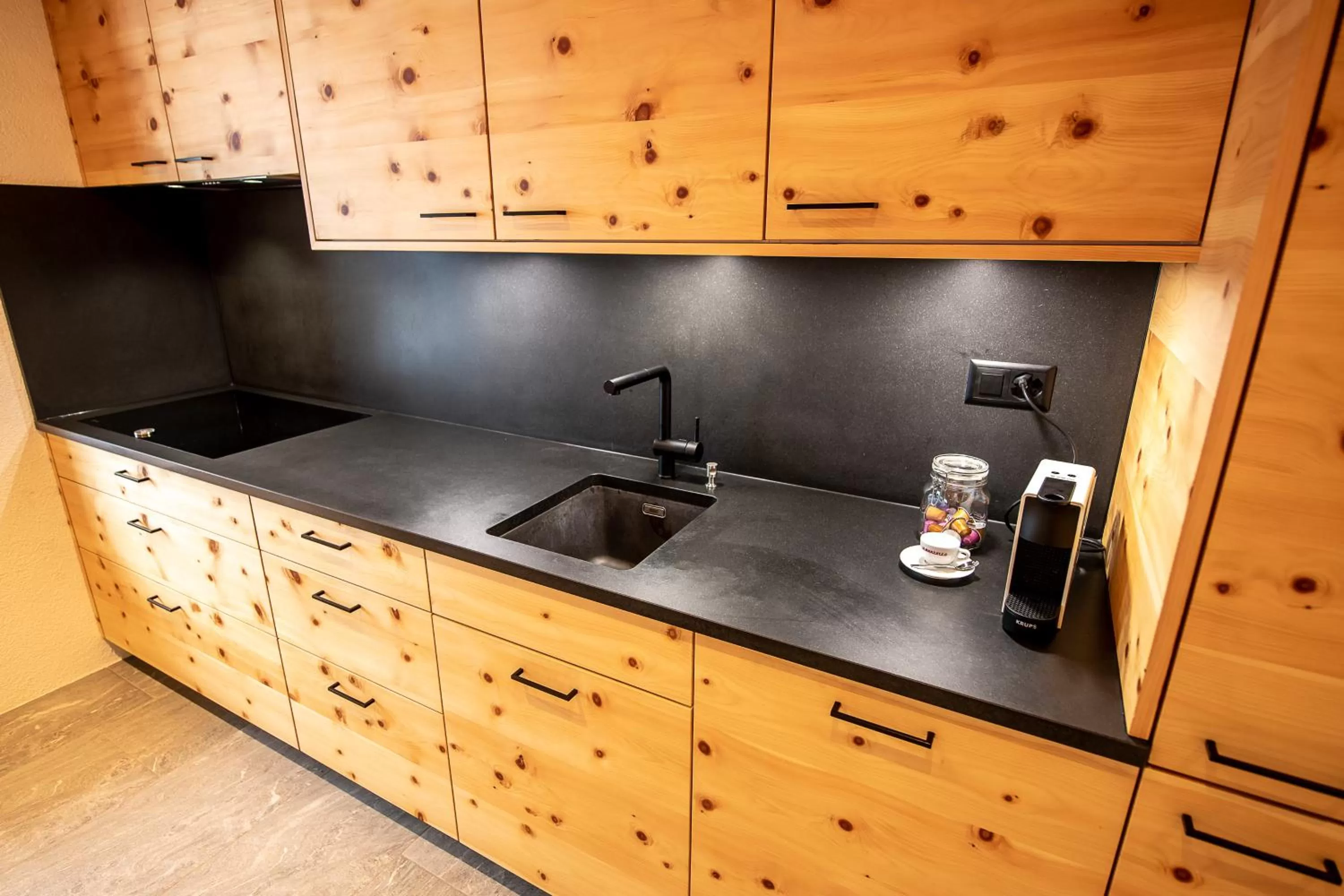 Kitchen or kitchenette in Flem Mountain Lodge