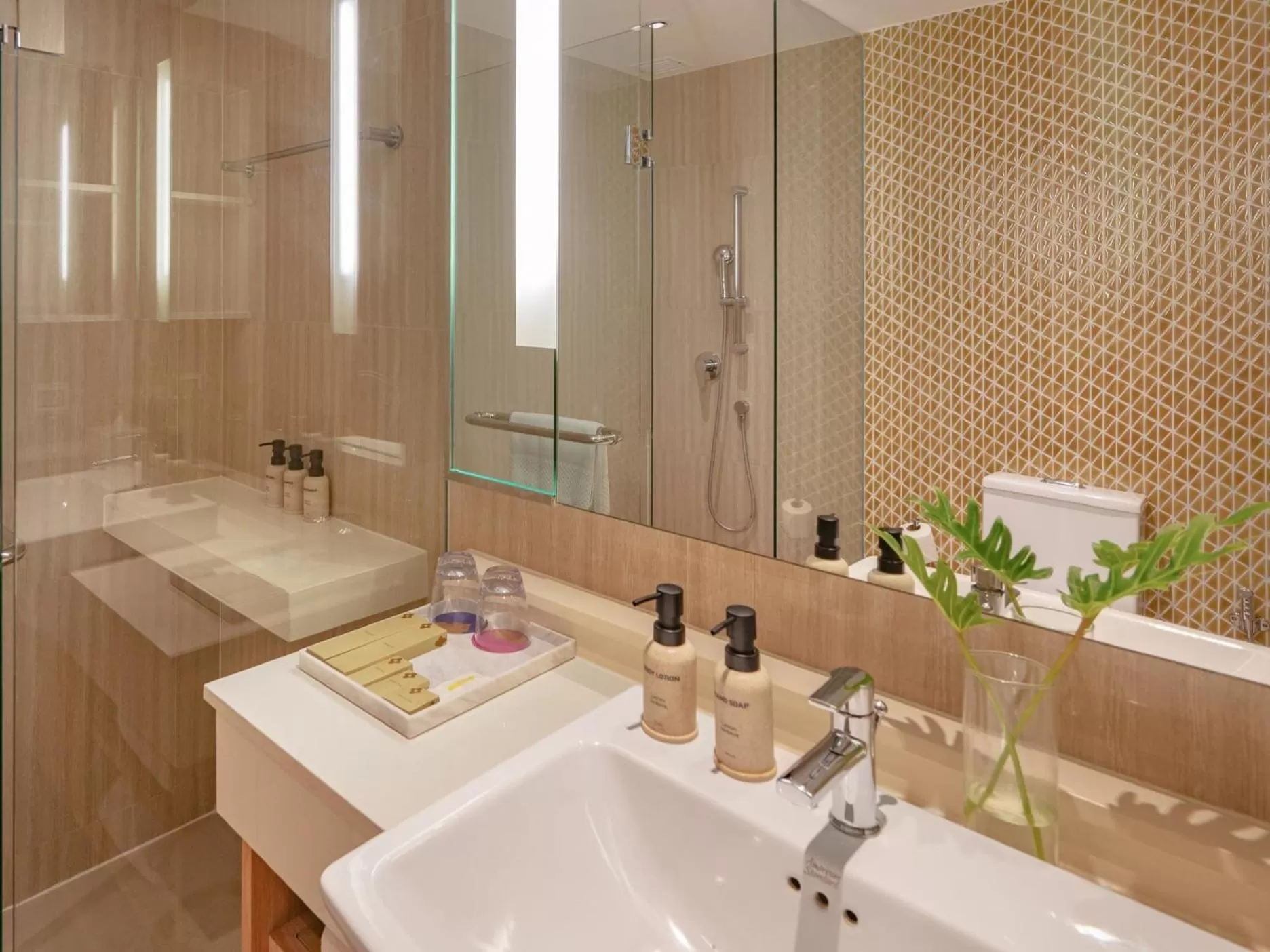 Shower in Amari Koh Samui