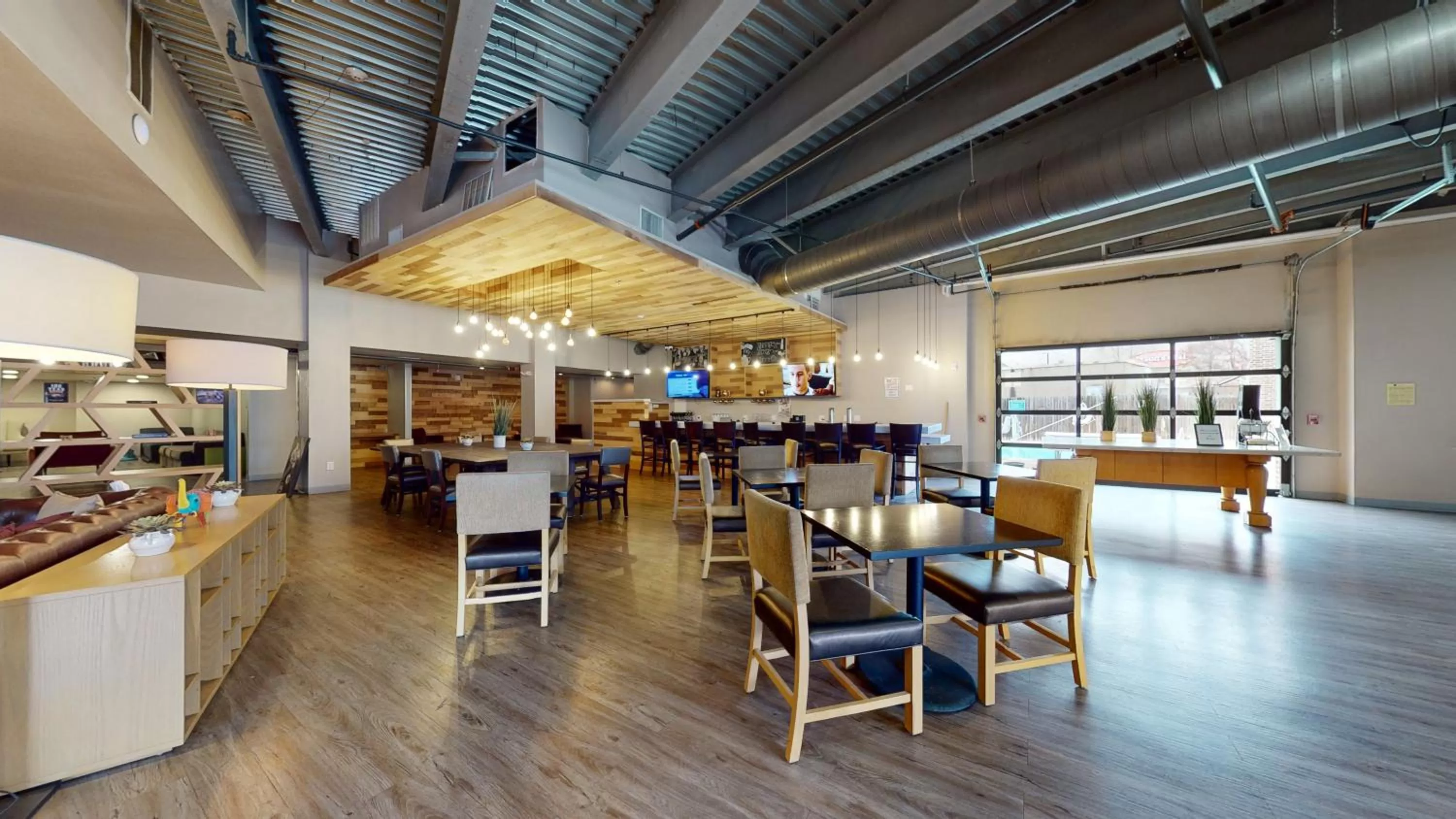 Lobby or reception in voco College Station Aggieland by IHG