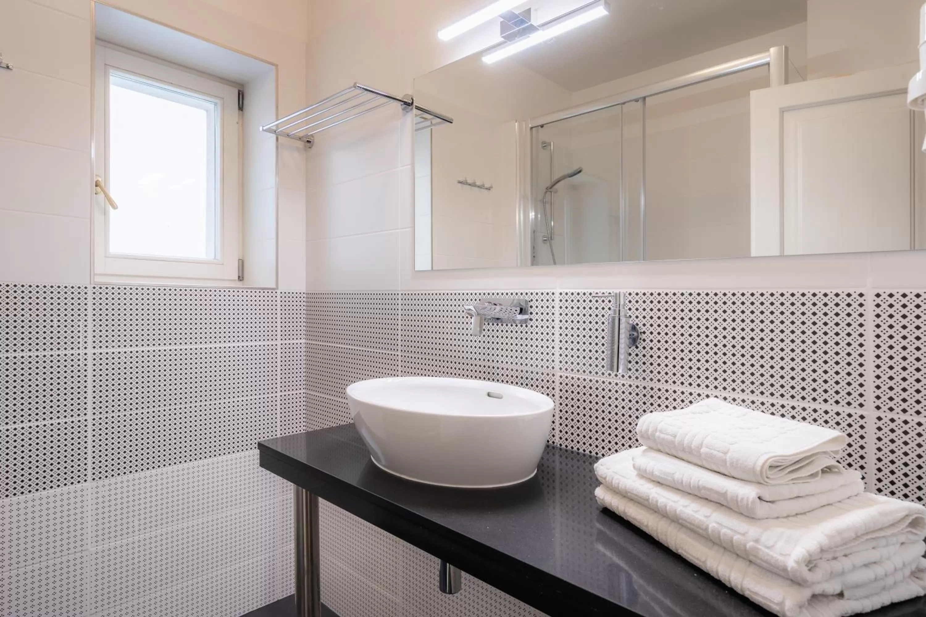 Bathroom in EA ApartHotel Melantrich