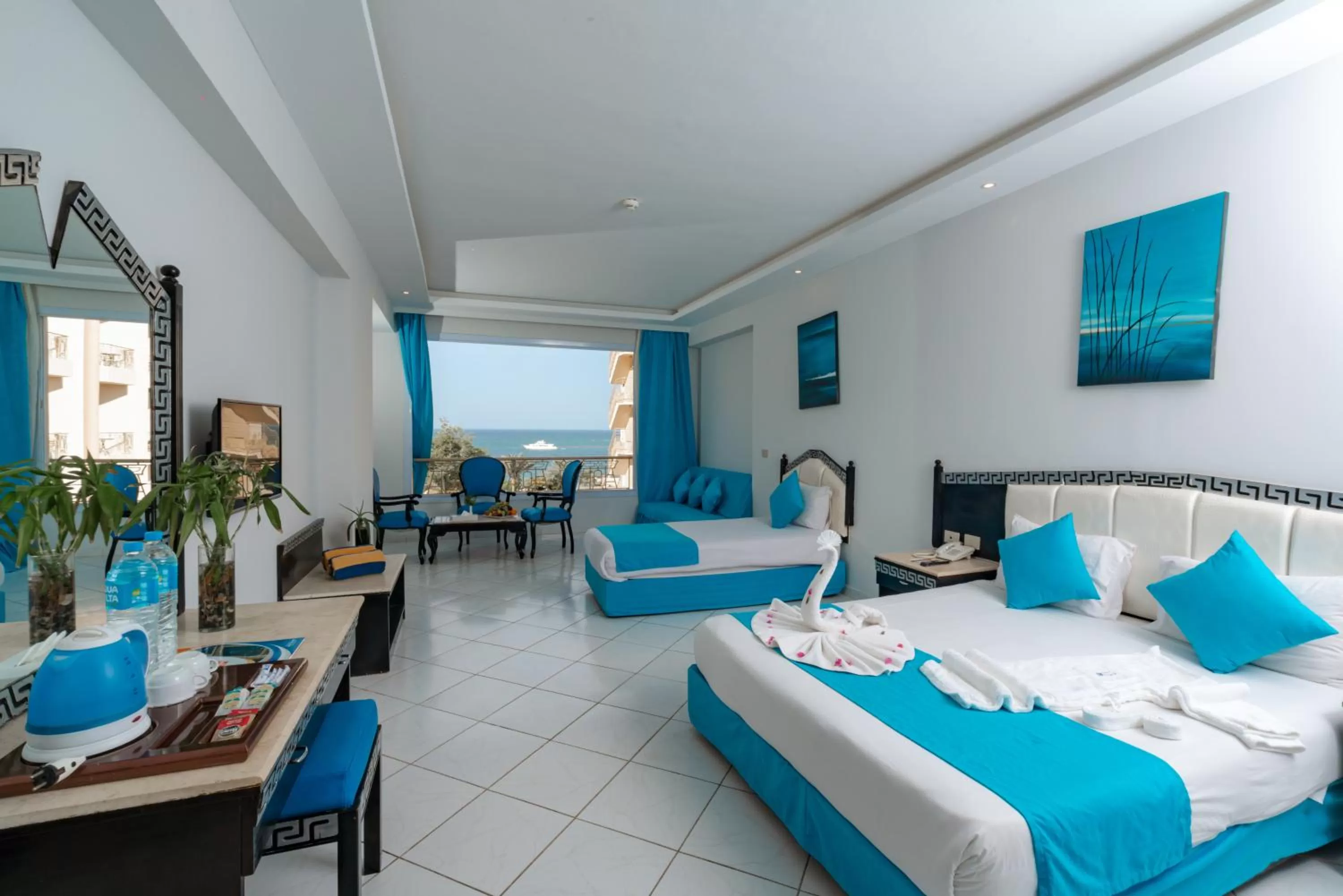 Photo of the whole room, Bed in King Tut Aqua Park Beach Resort