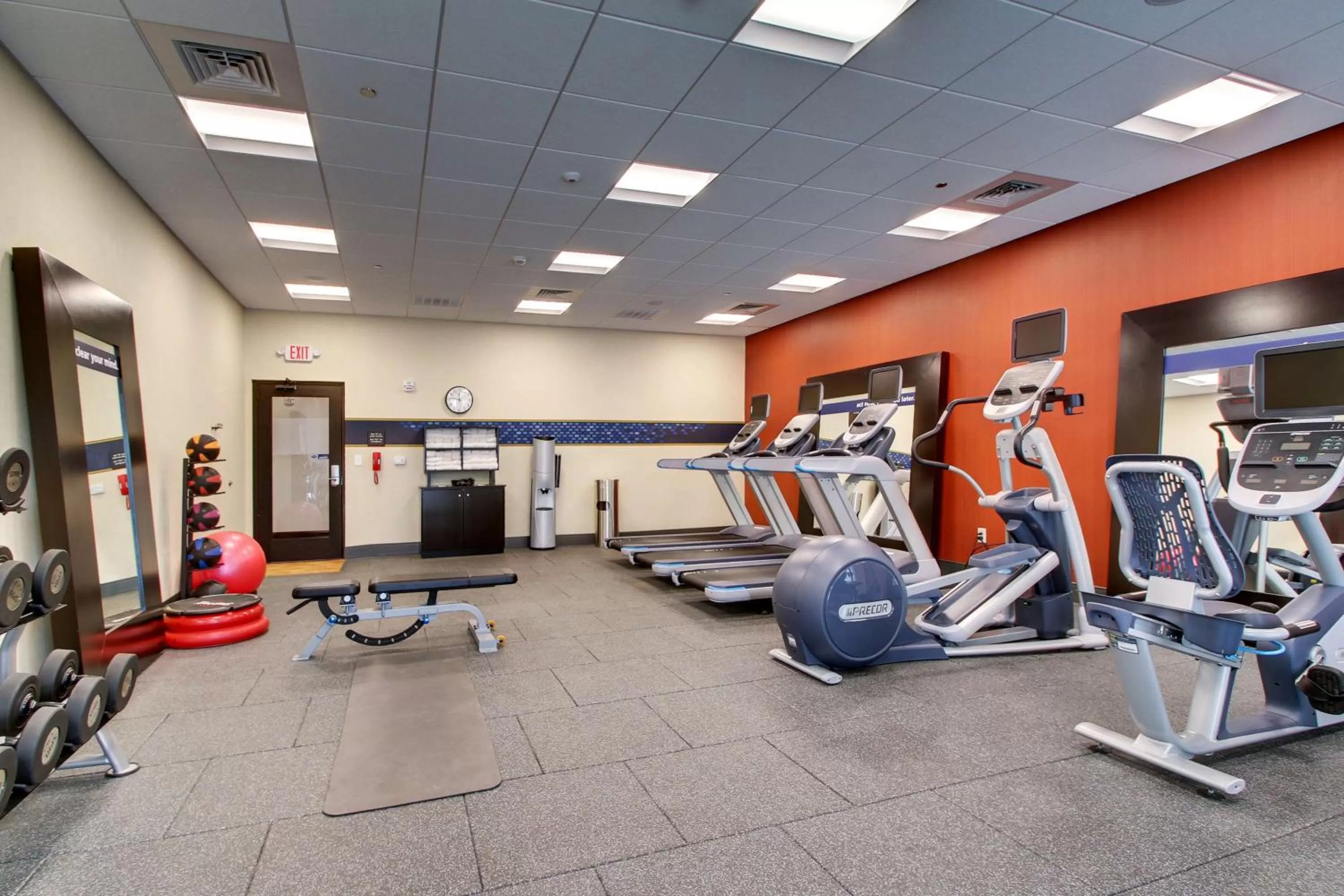 Fitness centre/facilities in Hampton Inn & Suites Greenville Airport