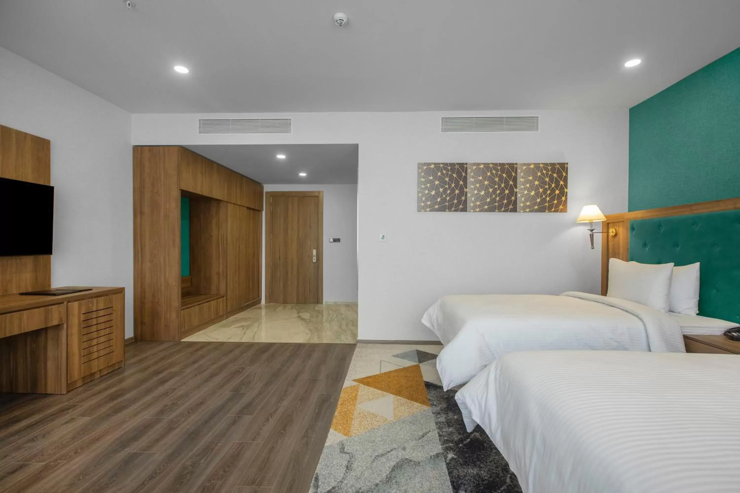 Superior Twin Room in Royal Tulip Hotel & Casino, Tbilisi Superior Twin Room in Royal Tulip Hotel & Casino, Tbilisi