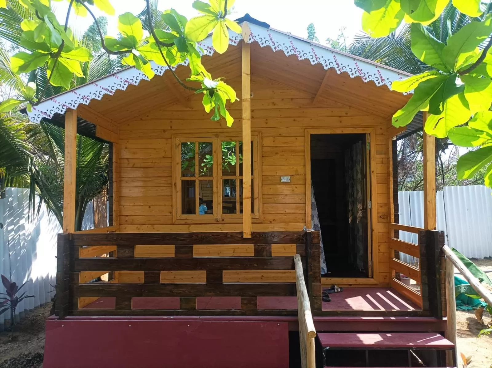 Garden in Happy Shack Beach And Wooden Huts