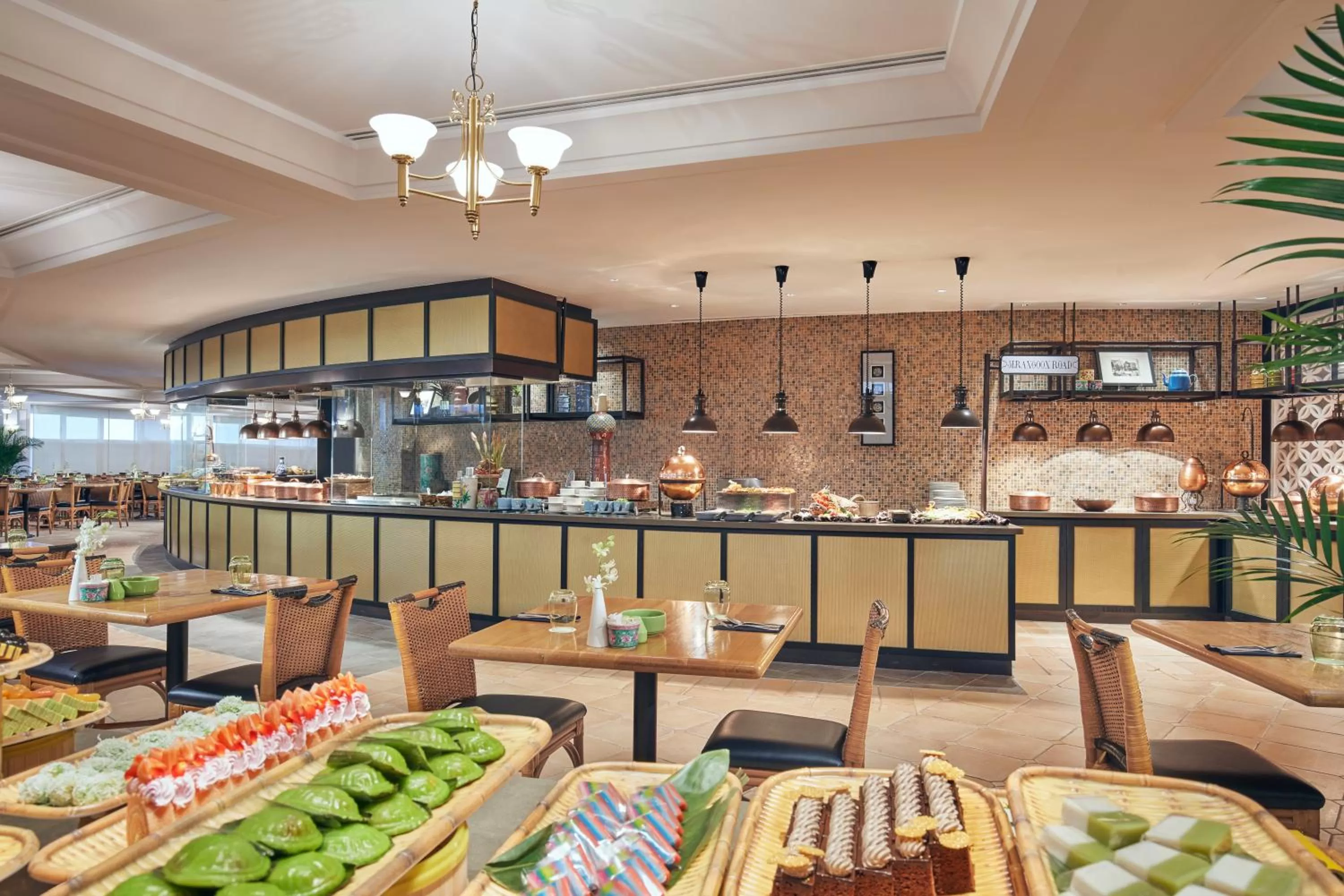 Restaurant/places to eat in Swissotel The Stamford Singapore