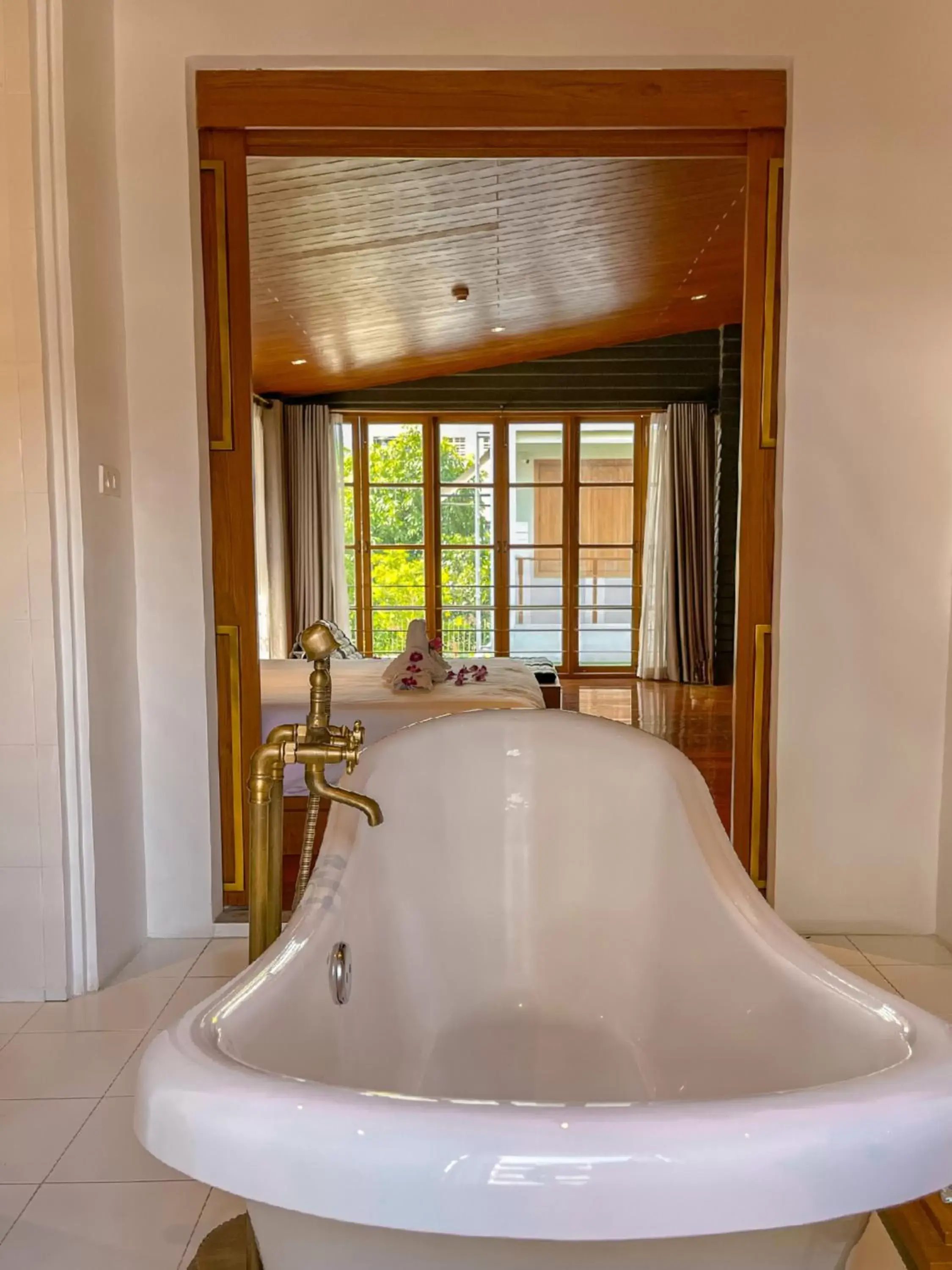 Junior Suite with Garden View in Vali Villa Bangkok Junior Suite with Garden View in Vali Villa Bangkok