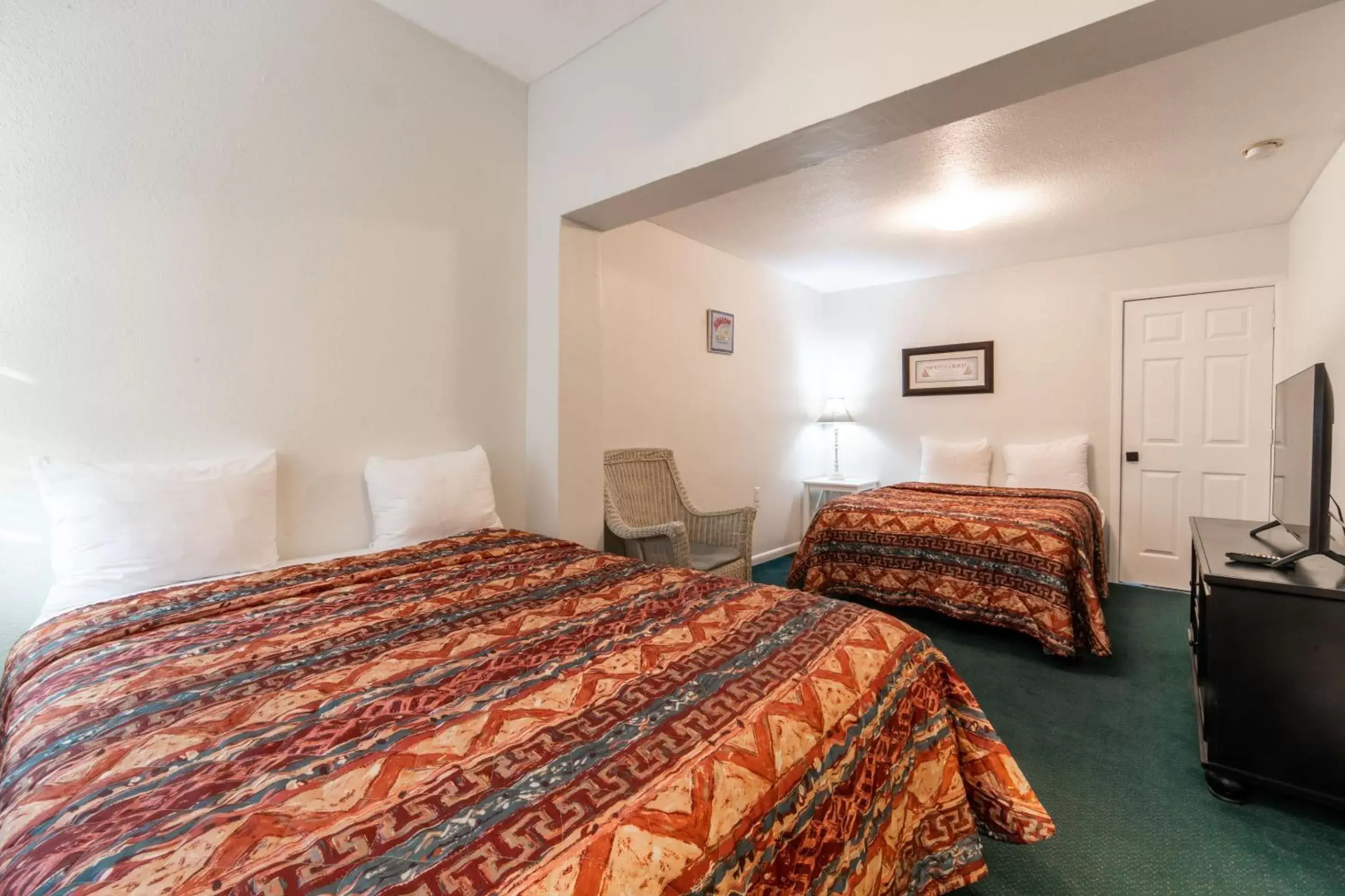 Double or Twin Room in Captain's Table Hotel by Everglades Adventures Double or Twin Room in Captain's Table Hotel by Everglades Adventures