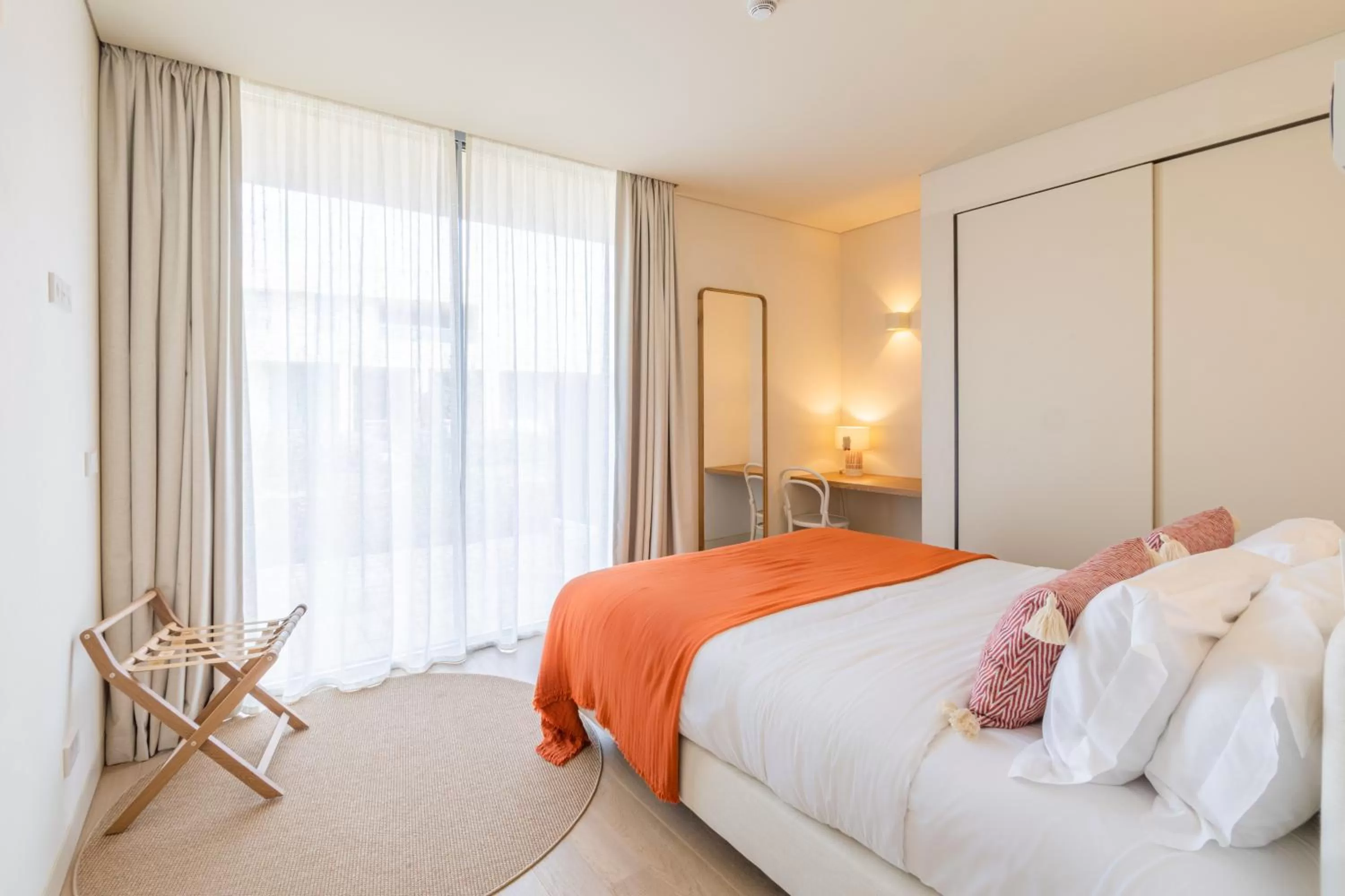 Bedroom, Bed in White Shell Beach Villas