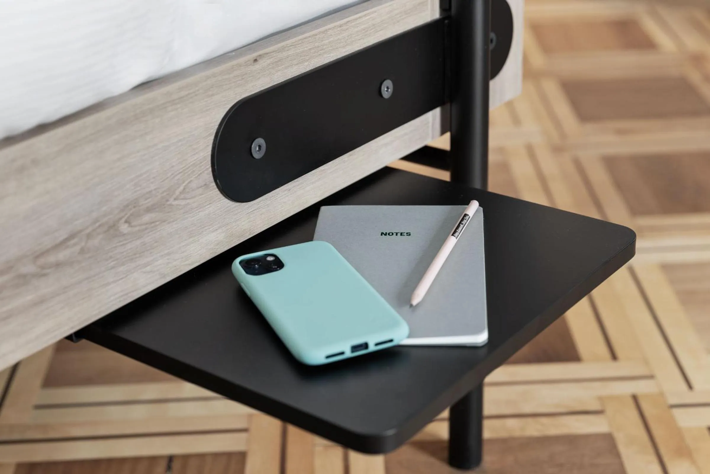 hair dresser in Stay KooooK Bern City - Online Check In