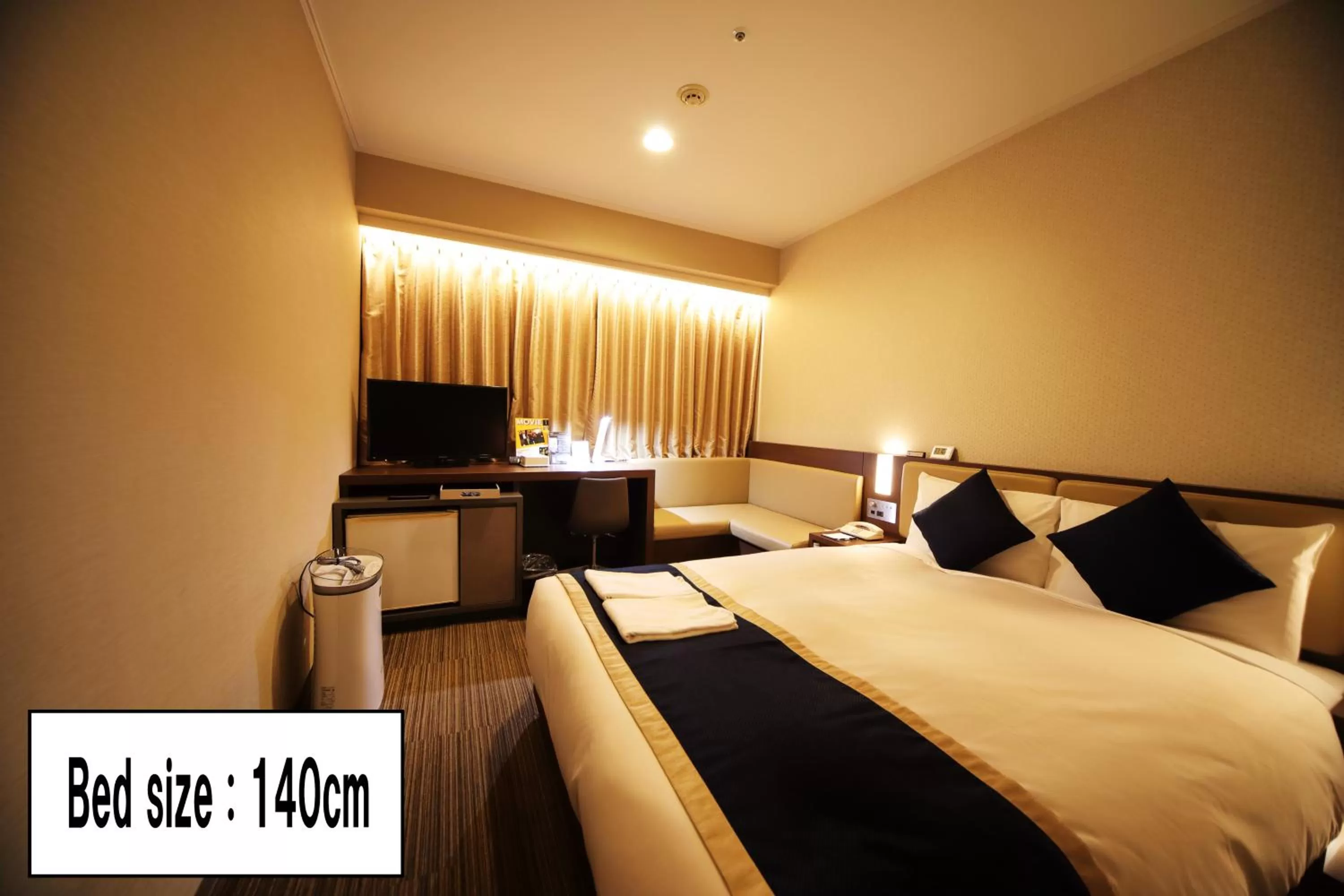 Photo of the whole room, Bed in Hotel Sunroute Asakusa