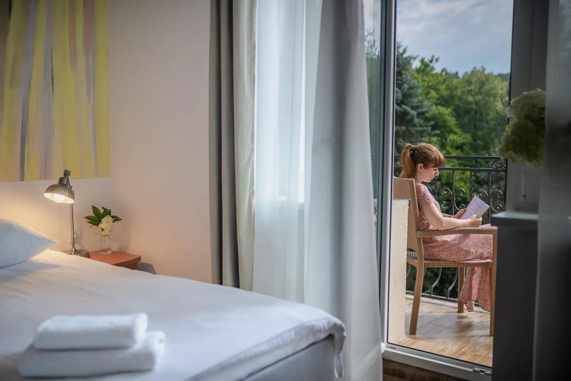 Balcony/Terrace, Bed in Dom Wczasowy Beskidy