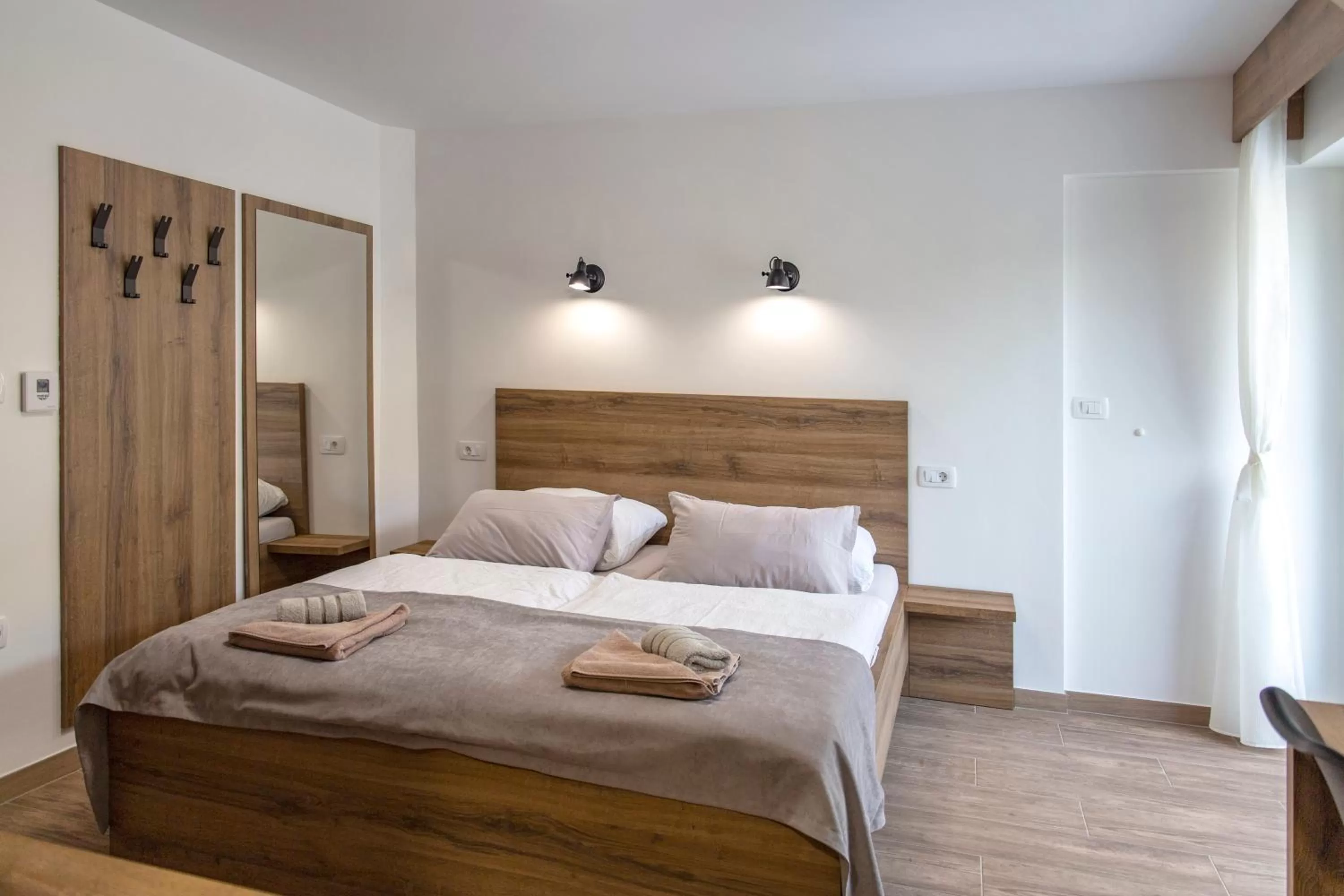 Property building, Bed in Vila Marin Miler