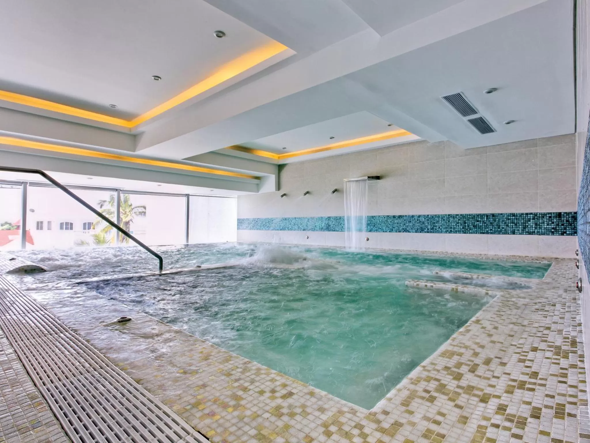 Hot Tub in Las Americas Torre Del Mar