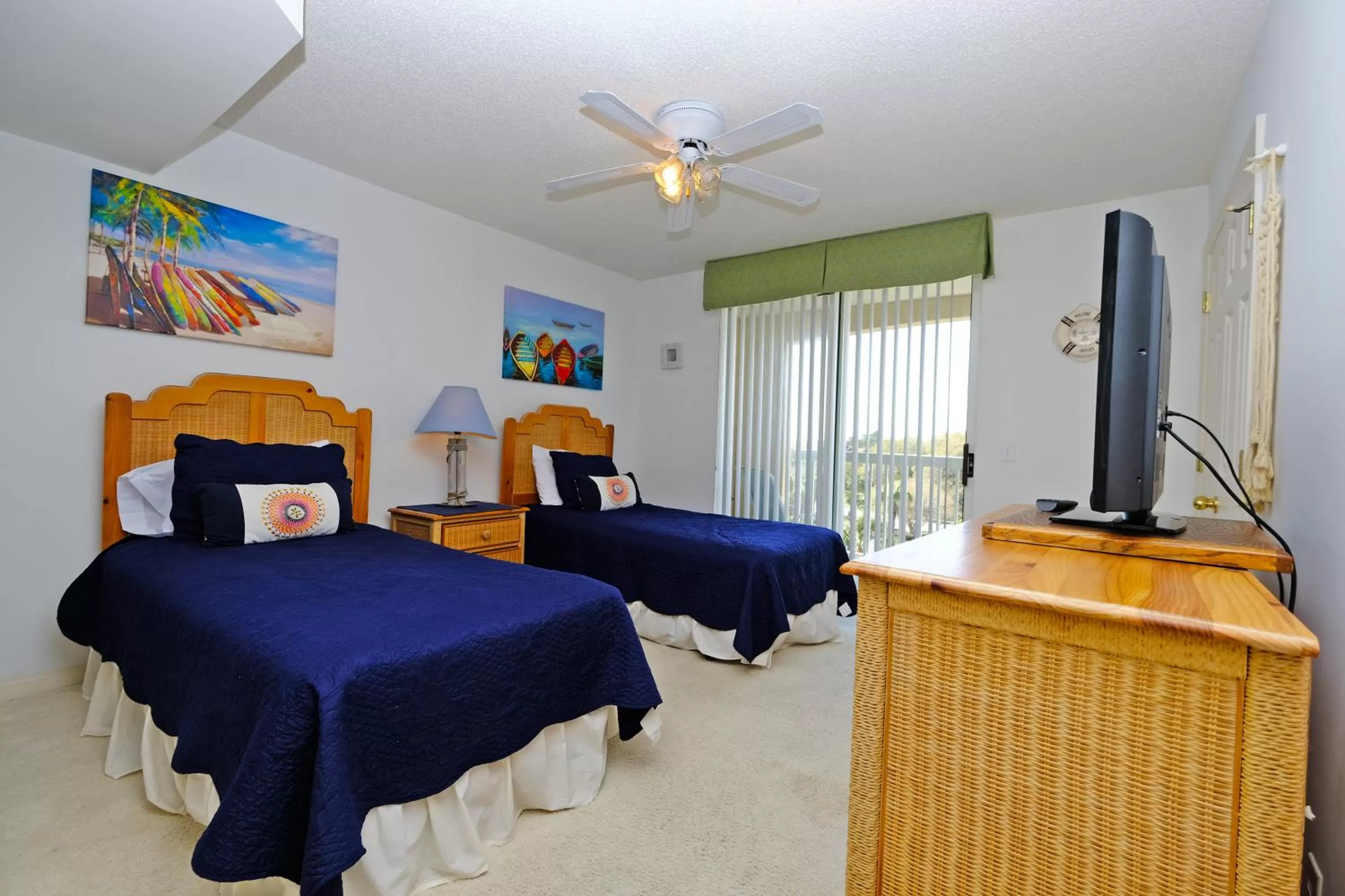 Litchfield Beach & Golf Resort