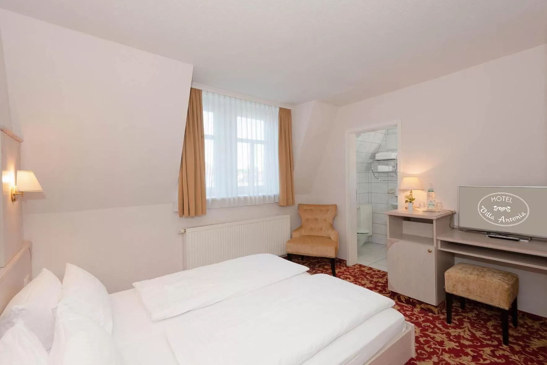 Bed in Villa Antonia