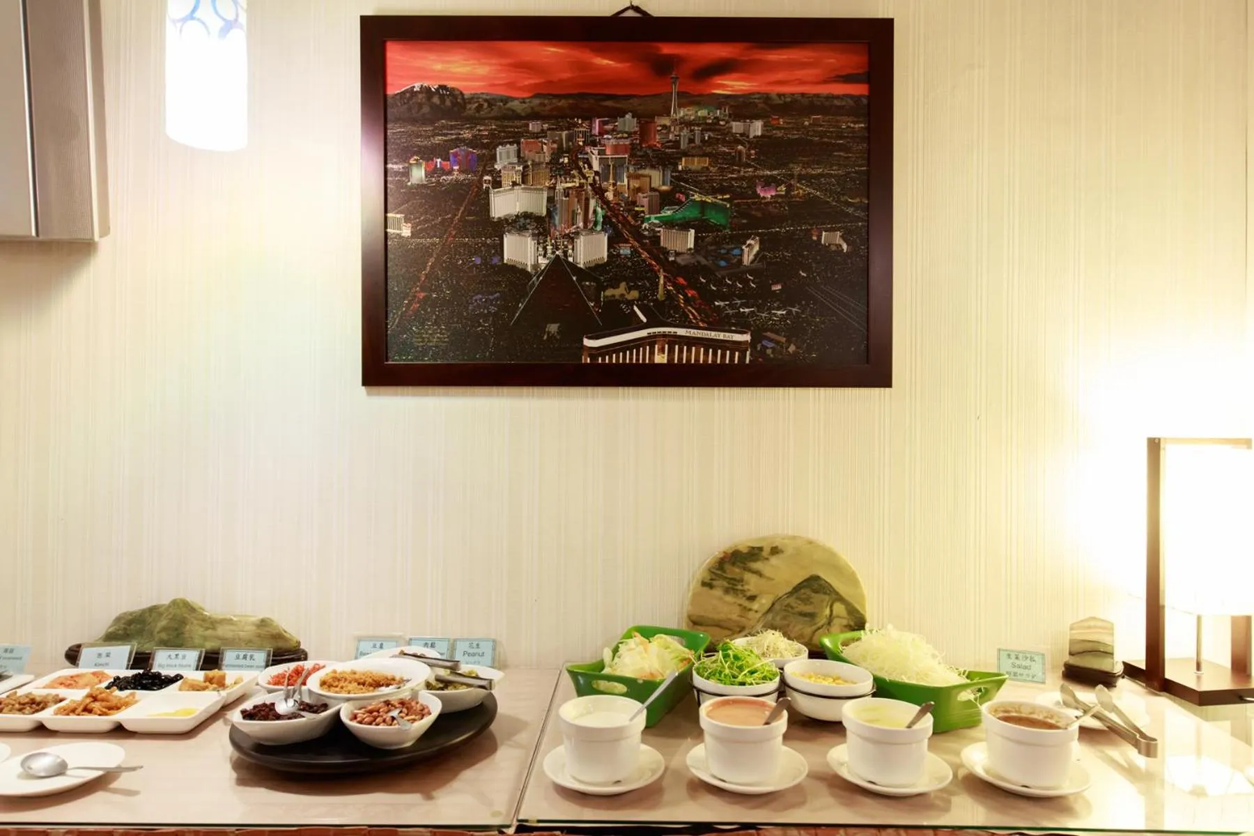 Buffet breakfast in Chungli Business Hotel