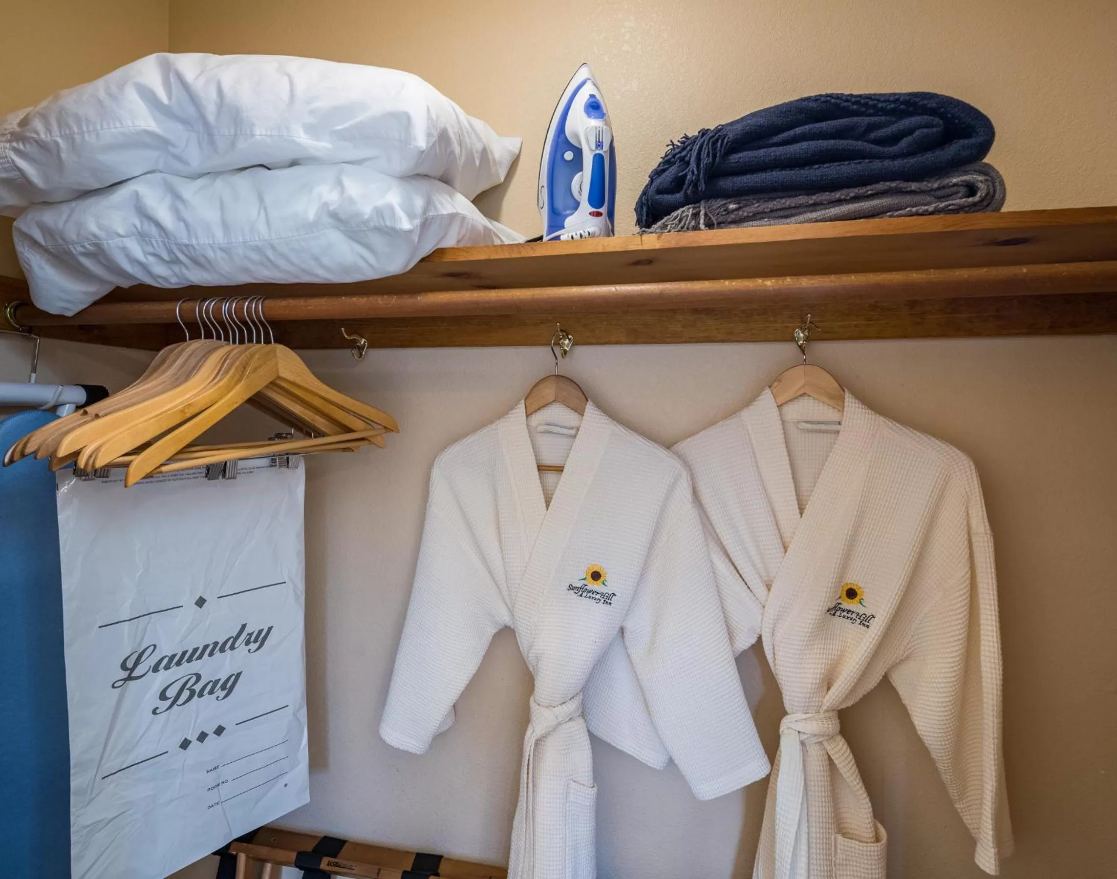 furniture in Sunflower Hill Inn