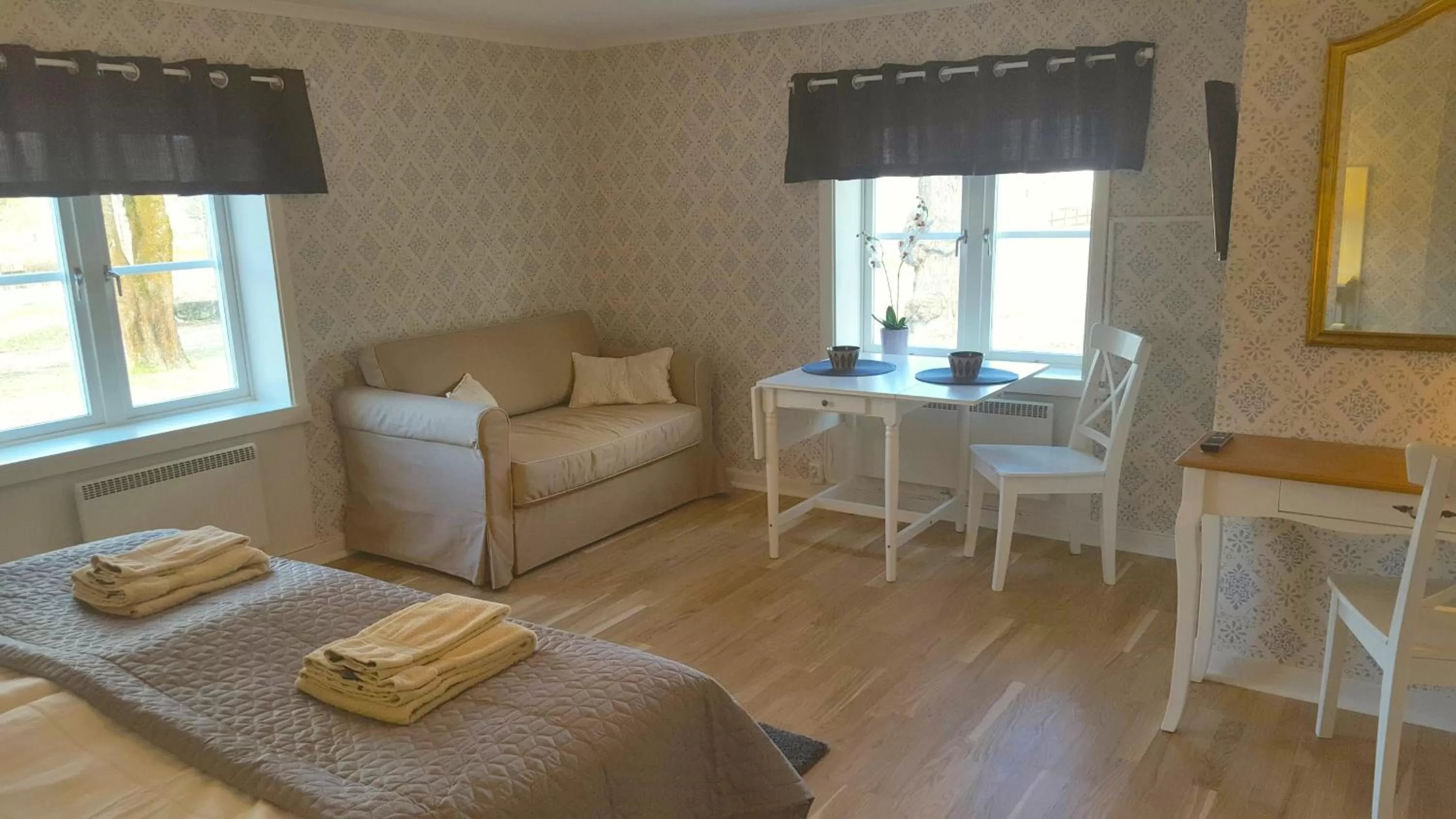 Seating area in Långshyttans Brukshotell