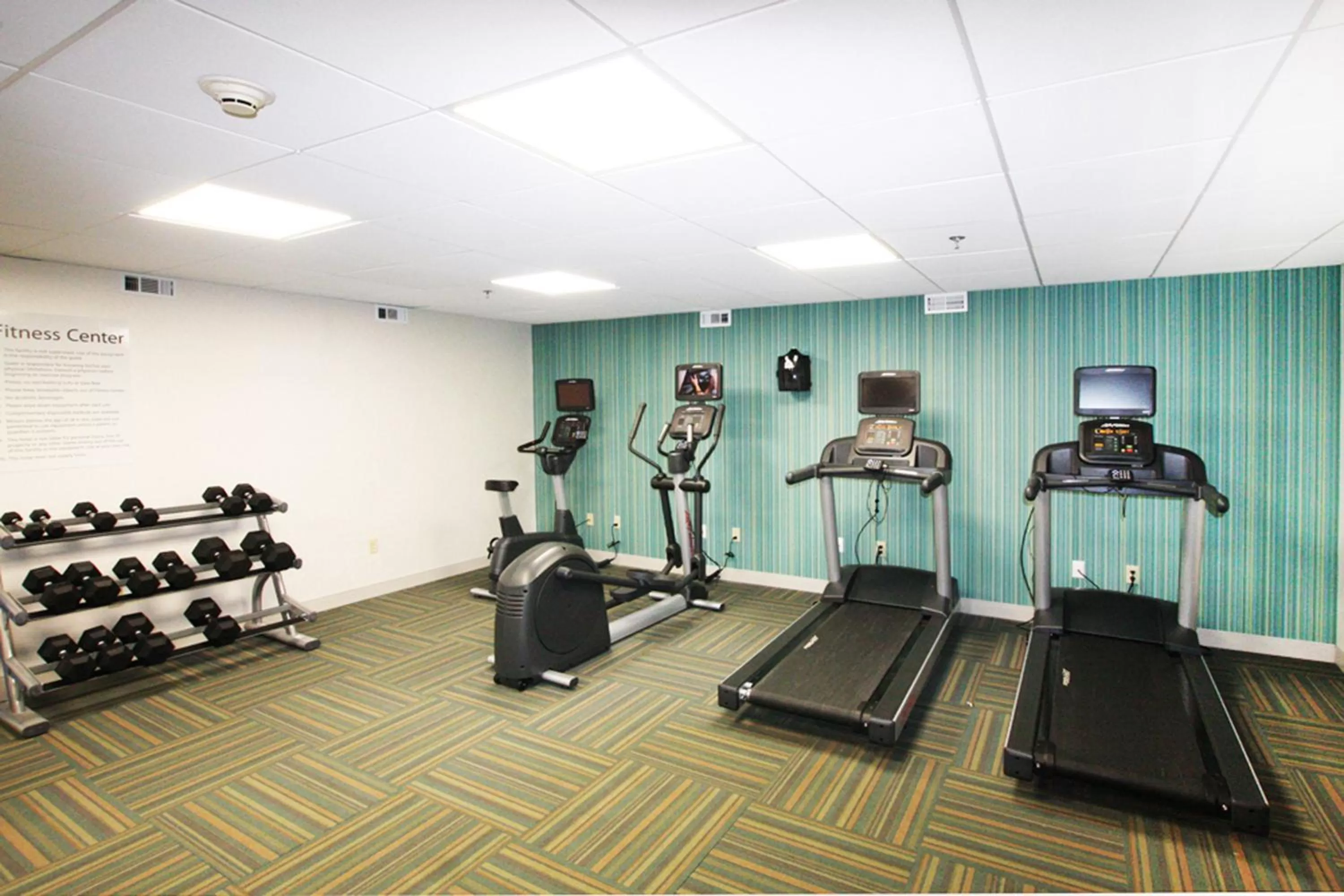 Fitness centre/facilities in Holiday Inn Express Branford-New Haven by IHG